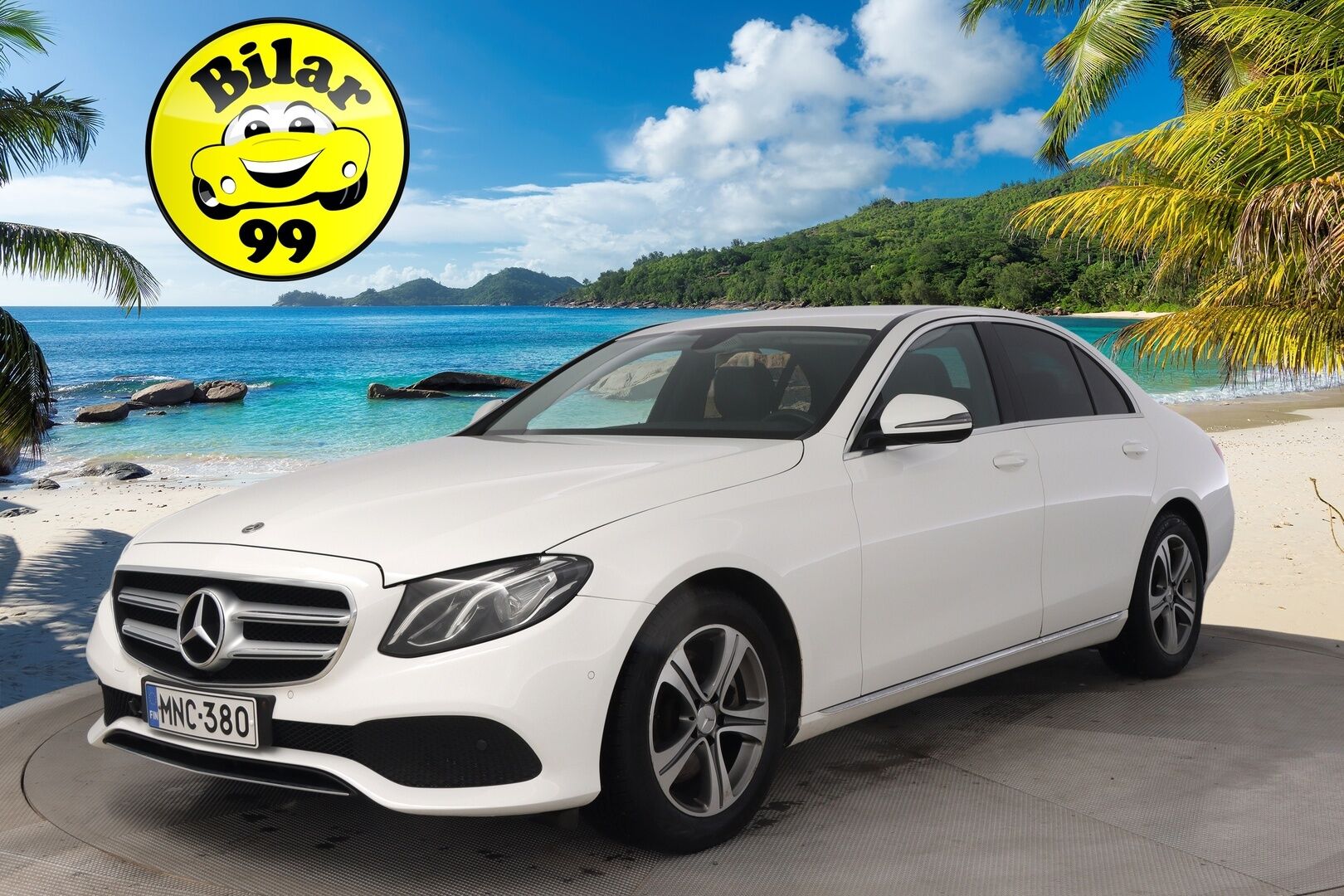 Mercedes-Benz E 2017 220 d 4Matic A Premium Business *Lohko / Navi / P.kamera / Ambient - **Varusteet tulossa**