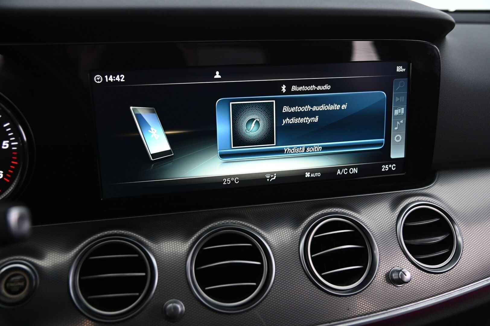 Mercedes-Benz E 2017 220 d 4Matic A Premium Business *Lohko / Navi / P.kamera / Ambient - **Varusteet tulossa**