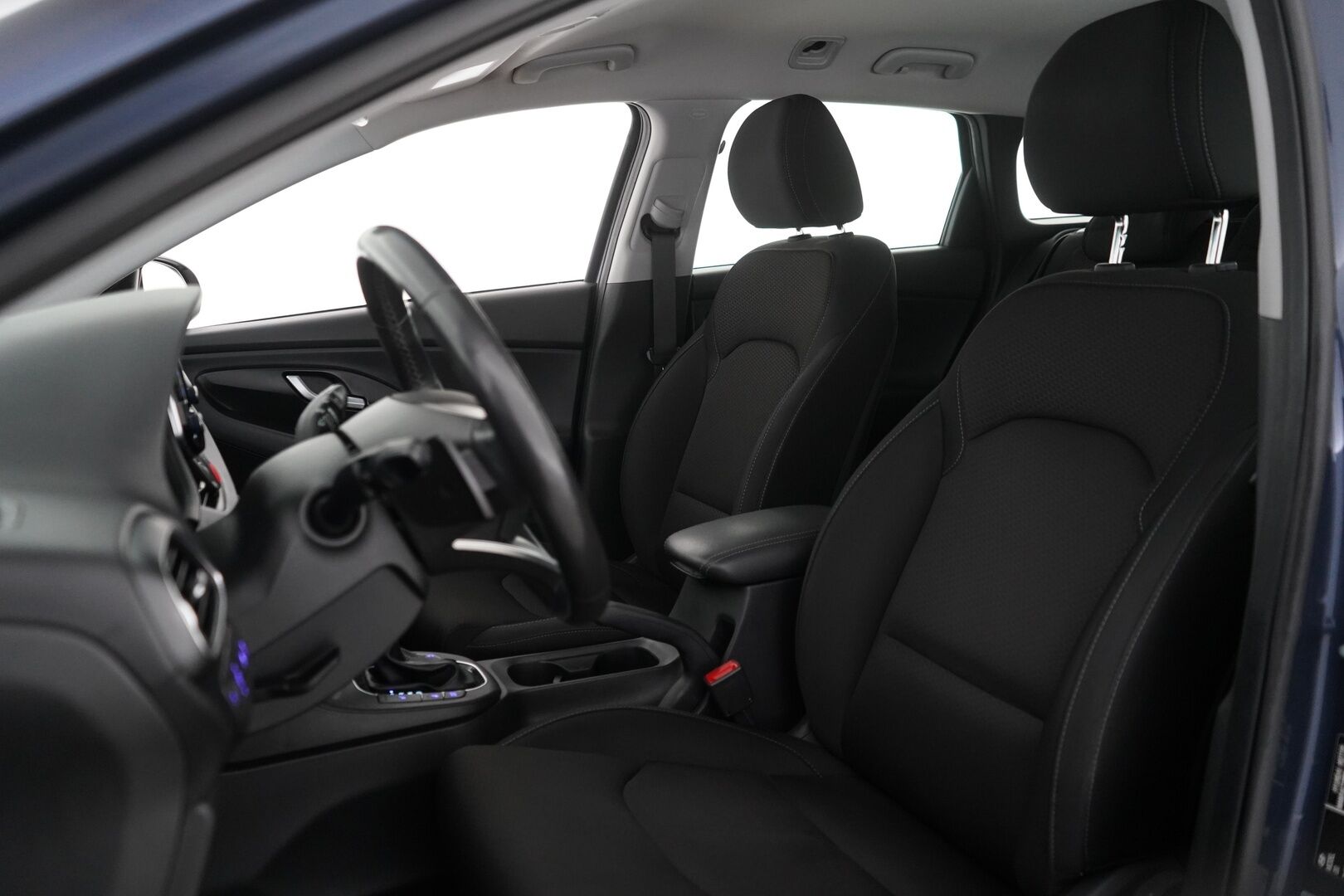Hyundai i30 Wagon 2018 1,4 T-GDI 7DCT-aut. Comfort *Kamera / Lohko / Vetokoukku / Vakkari / Navi* - Suomi-auto / Merkkihuollettu / Kahdet Hyundain vanteet / Viimesin huolto 100tkm / Huippurenkaat