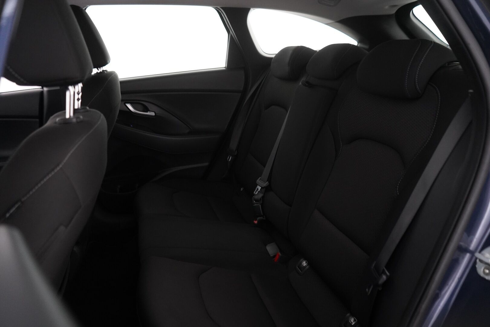 Hyundai i30 Wagon 2018 1,4 T-GDI 7DCT-aut. Comfort *Kamera / Lohko / Vetokoukku / Vakkari / Navi* - Suomi-auto / Merkkihuollettu / Kahdet Hyundain vanteet / Viimesin huolto 100tkm / Huippurenkaat