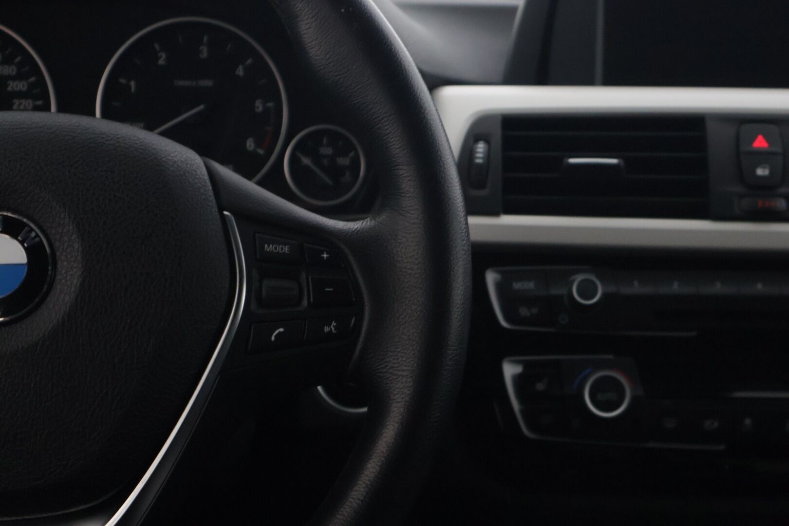 BMW 320 2018 F31 Touring 320d A xDrive Business Exclusive - * Juuri tullut *