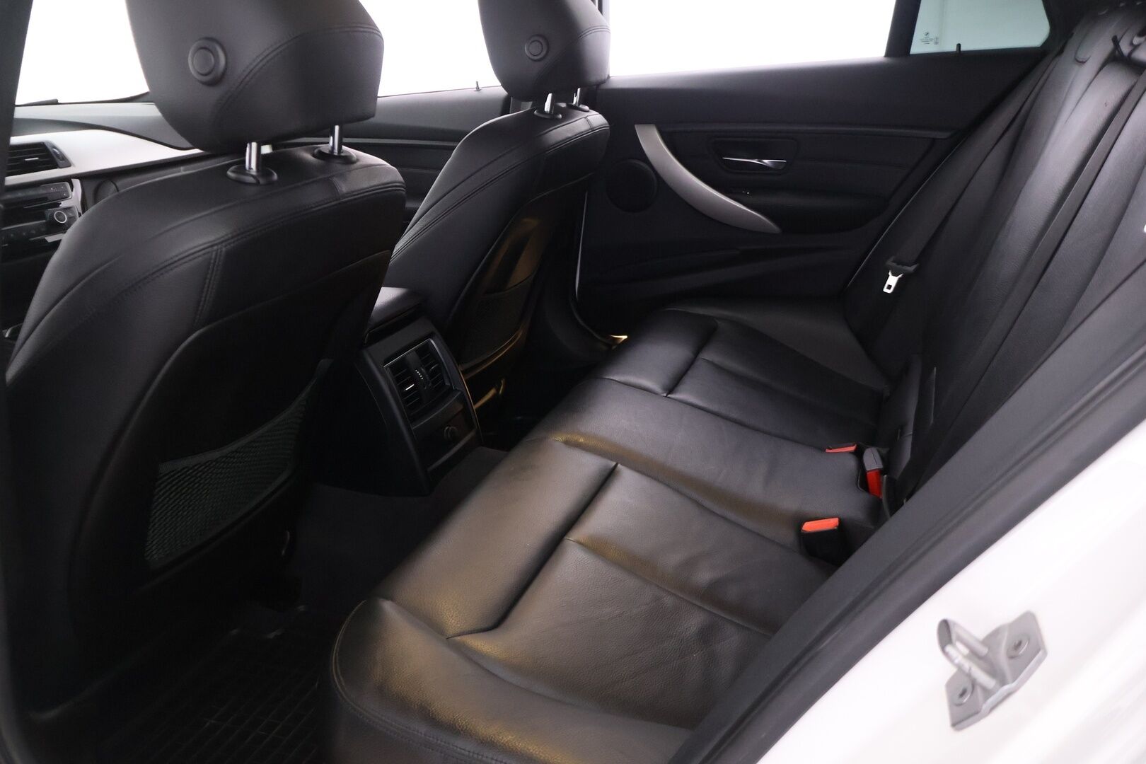 BMW 320 2018 F31 Touring 320d A xDrive Business Exclusive *Myydään Huutokaupat.com* - *Myydään Huutokaupat.com*