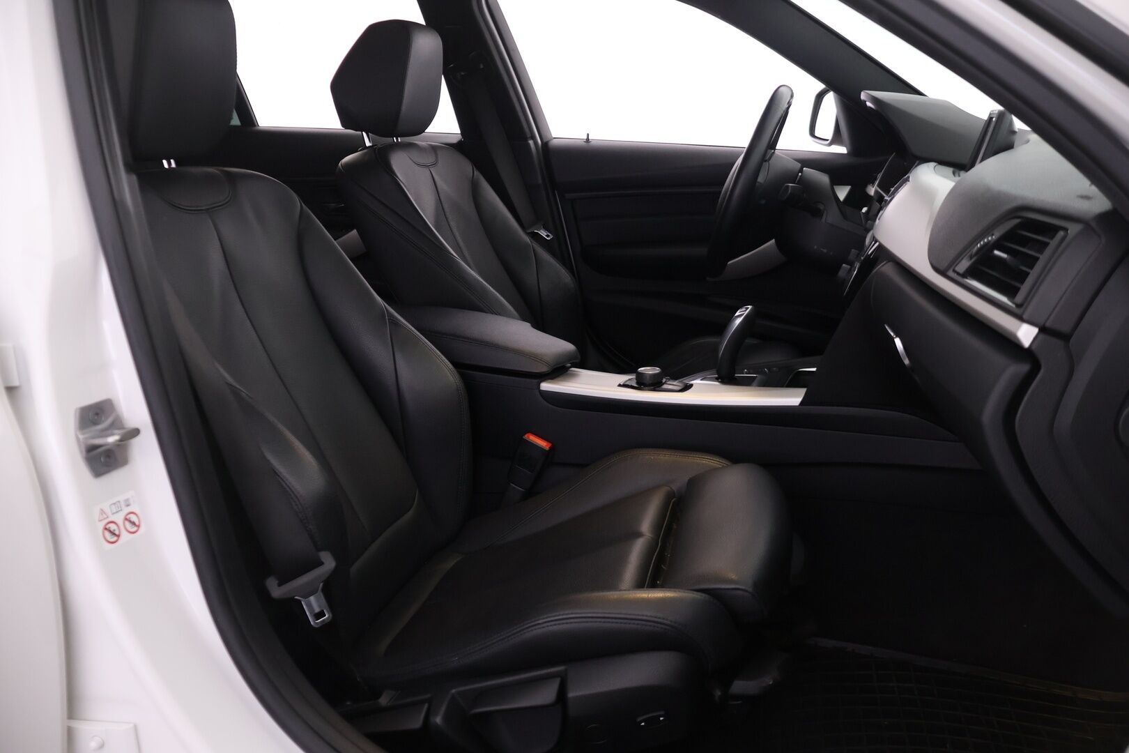 BMW 320 2018 F31 Touring 320d A xDrive Business Exclusive *Myydään Huutokaupat.com* - *Myydään Huutokaupat.com*