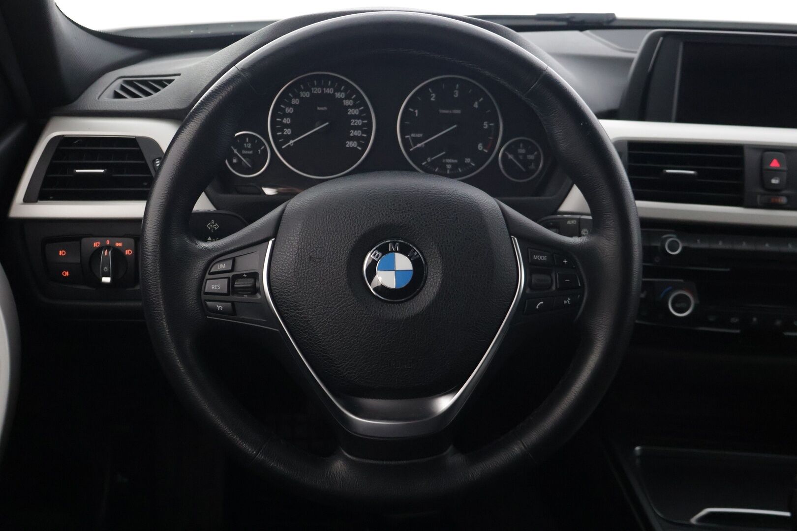 BMW 320 2018 F31 Touring 320d A xDrive Business Exclusive - * Juuri tullut *