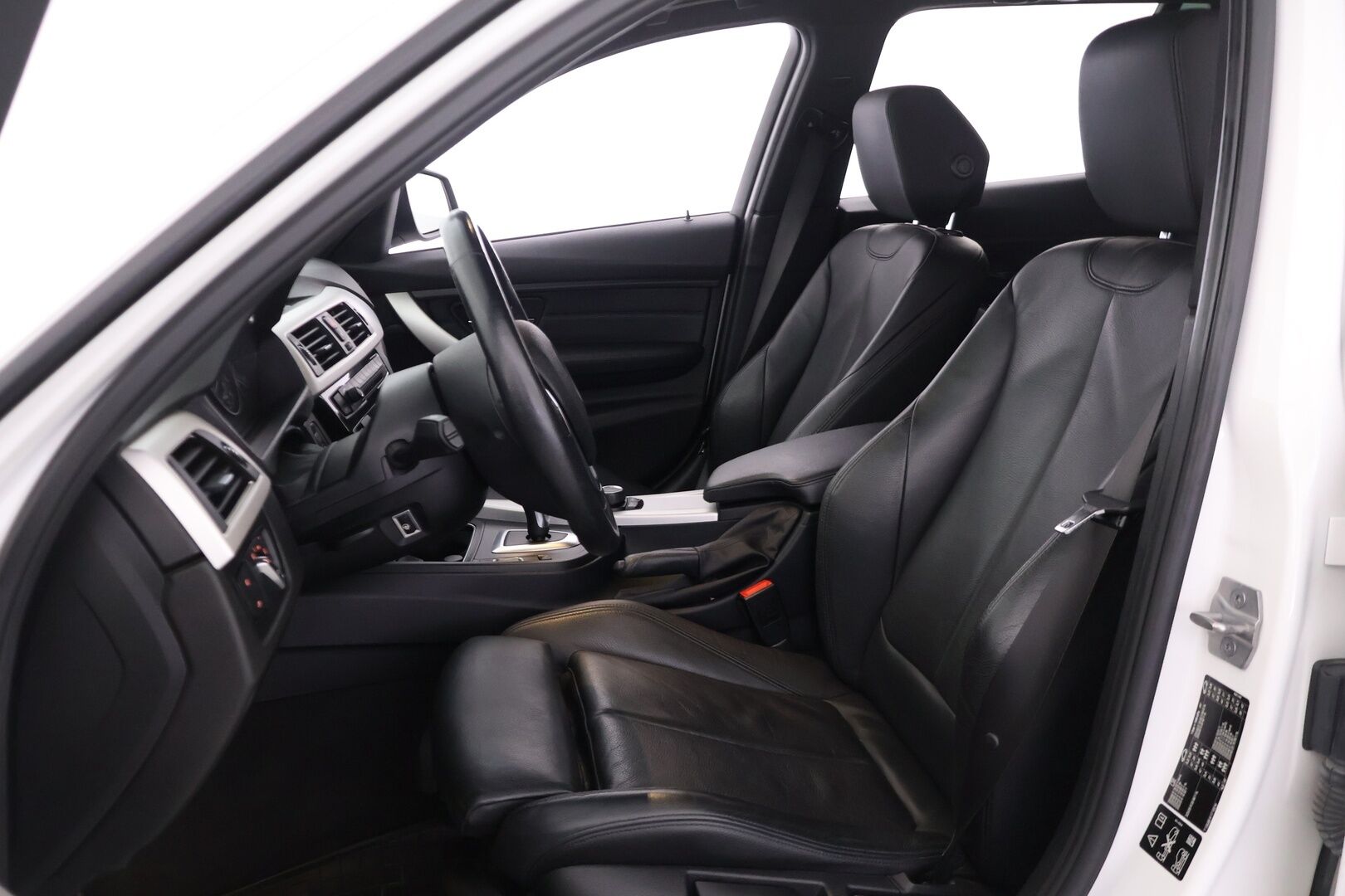 BMW 320 2018 F31 Touring 320d A xDrive Business Exclusive *Myydään Huutokaupat.com* - *Myydään Huutokaupat.com*