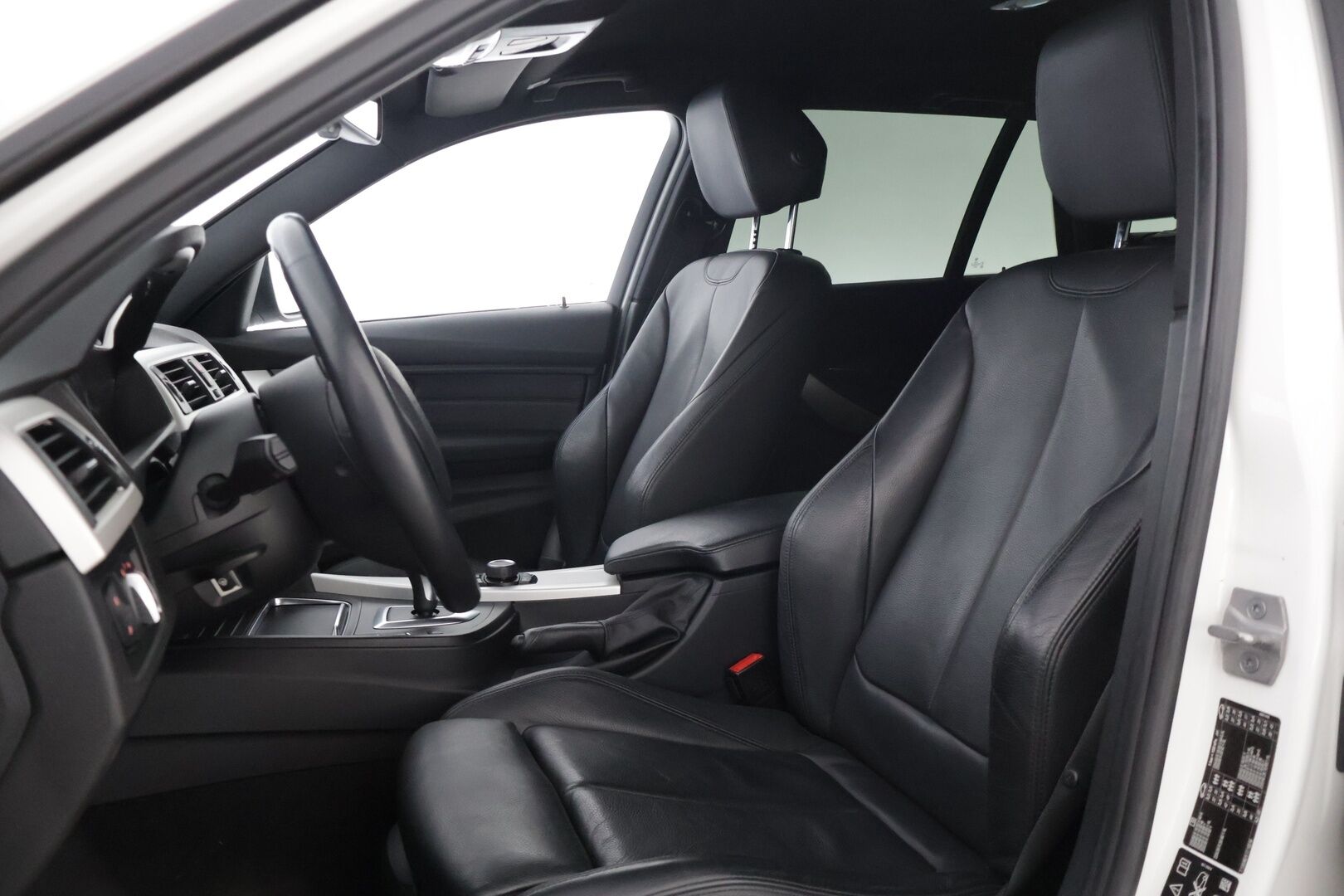 BMW 320 2018 F31 Touring 320d A xDrive Business Exclusive - * Juuri tullut *