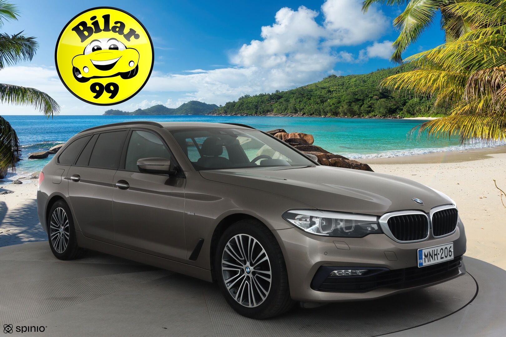 BMW 520 2018 G31 Touring 520d A xDrive Winter Exclusive Sport **LED / Sportpenkit / Lohkolämmitin / P.kamera / Ambient-Light / HiFi** - Suomi-auto / Kahdet renkaat / Merkkihuollettu!