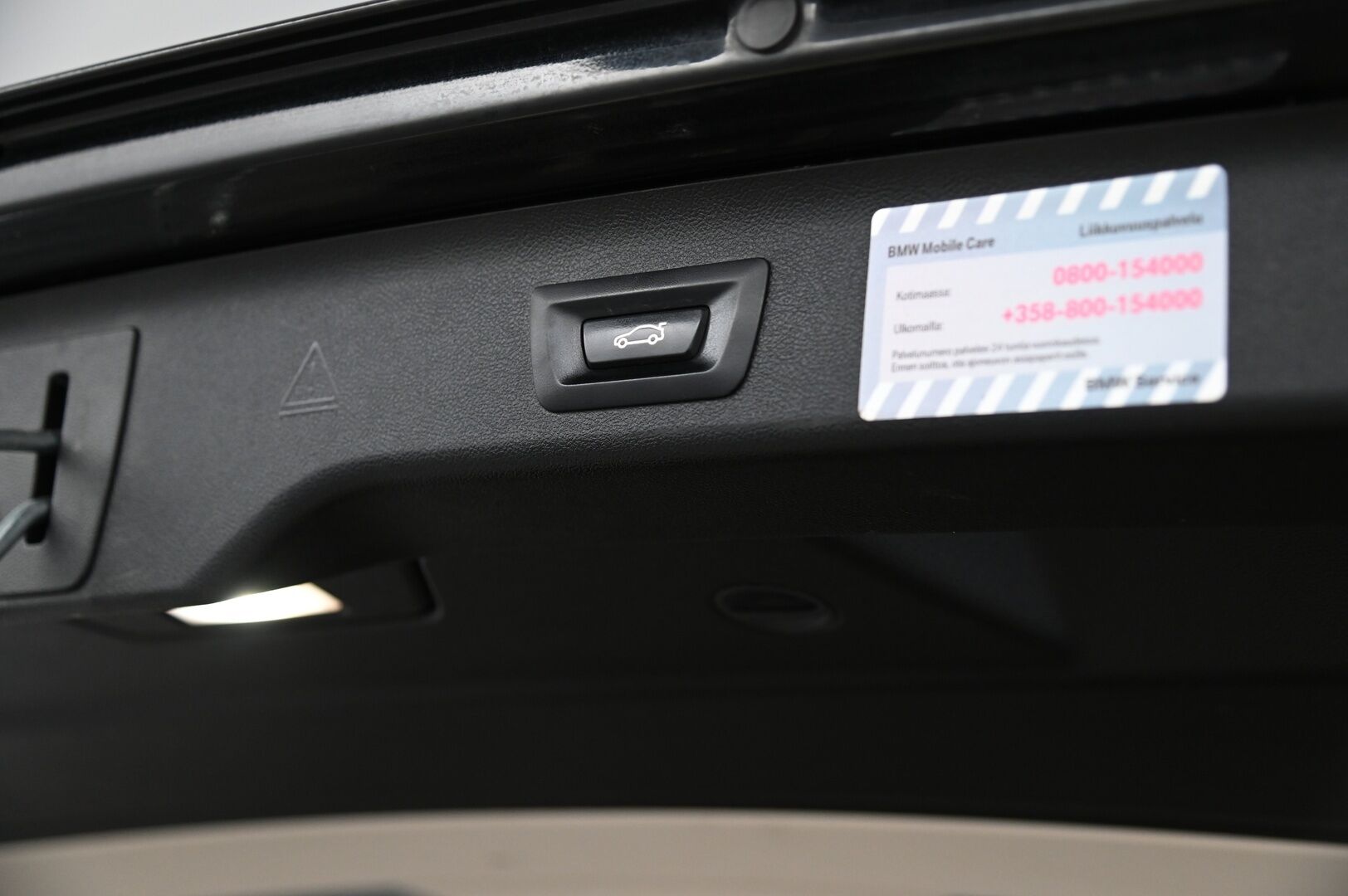 BMW 520 2018 G31 Touring 520d A Business *Myydään Huutokaupat.com* - *Juuri huollettu Suomi-auto / 2x hyvät renkaat aluvanteilla*