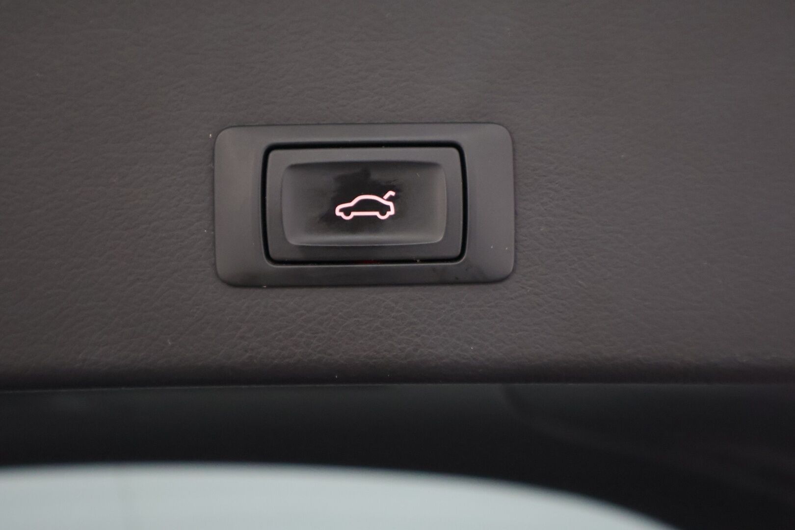 Audi A6 2018 Avant S line Business Sport 2,0 TDI 140 kW quattro S tronic * Webasto / Vakkari / Navi / P.kamera / Koukku / S.kontti* - *Juuri katsastettu / Kahdet renkaat / Suomi-auto / Vahva neliveto* - HULLUT AVAJAISHULINAT KORKOTARJOUS 3,29 %