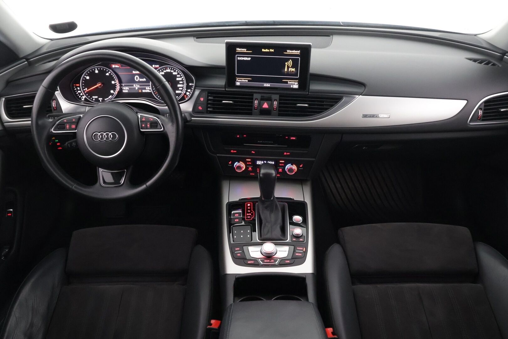 Audi A6 2018 Avant S line Business Sport 2,0 TDI 140 kW quattro S tronic * Webasto / Vakkari / Navi / P.kamera / Koukku / S.kontti* - *Juuri katsastettu / Kahdet renkaat / Suomi-auto / Vahva neliveto* - HULLUT AVAJAISHULINAT KORKOTARJOUS 3,29 %