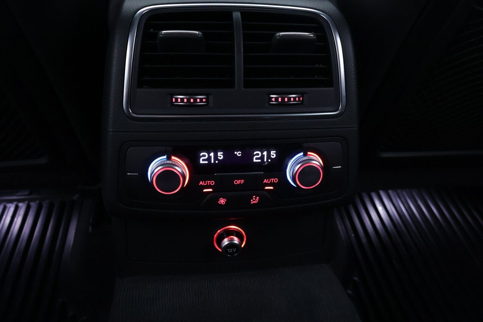 Audi A6 2018 Avant S line Business Sport 2,0 TDI 140 kW quattro S tronic * Webasto / Vakkari / Navi / P.kamera / Koukku / S.kontti* - *Juuri katsastettu / Kahdet renkaat / Suomi-auto / Vahva neliveto* - HULLUT AVAJAISHULINAT KORKOTARJOUS 3,29 %