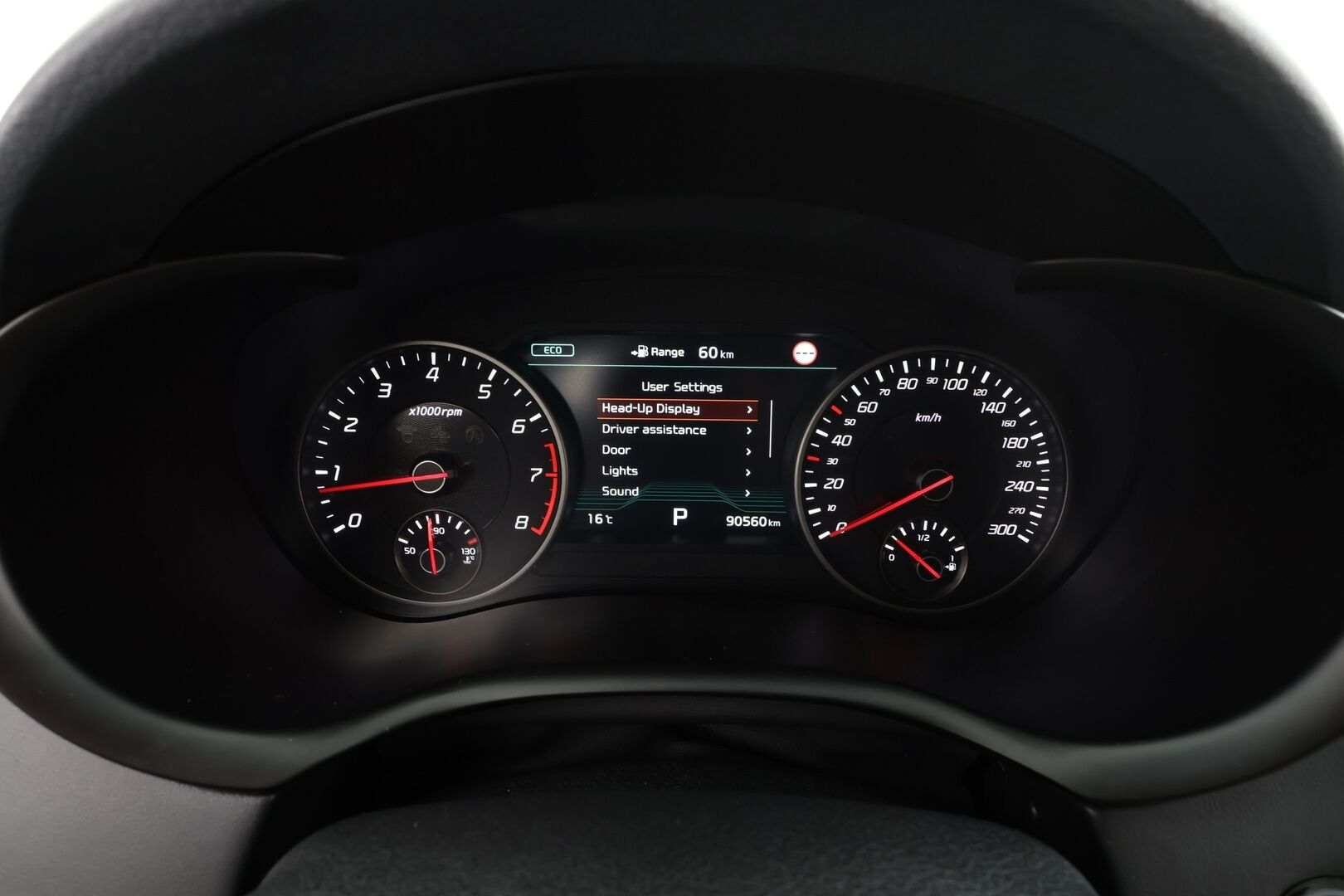 Kia Stinger 2018 3,3 T-GDI AWD GT A/T * ACC / 360° / H&K / Muistipenkki / LED / Navi / Ilmastoidut nahat / Lasikattoluukku / Webasto / HUD * - Suomi-auto / Kahdet renkaat aluvanteilla 