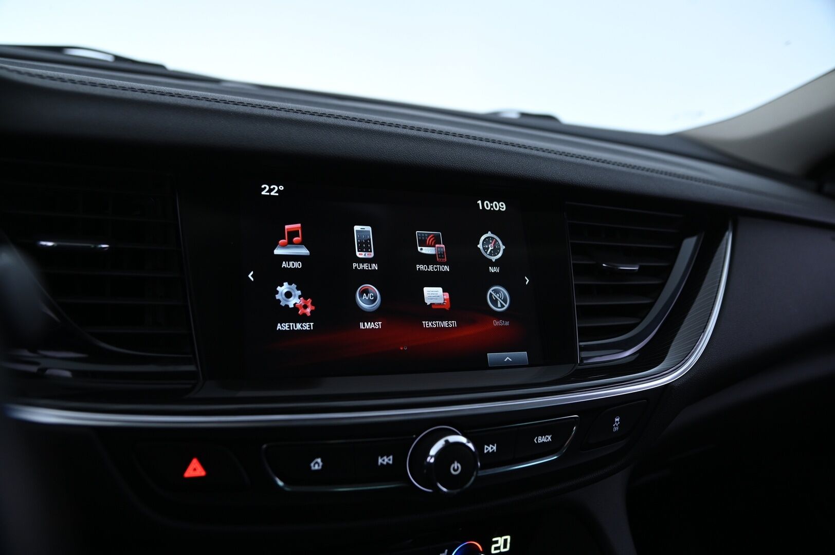 Opel Insignia 2018 Grand Sport Innovation 2,0 CDTI Start/Stop 125kW AT8 - Webasto / Vakkari / Keyless Go / P. tutkat / Navi