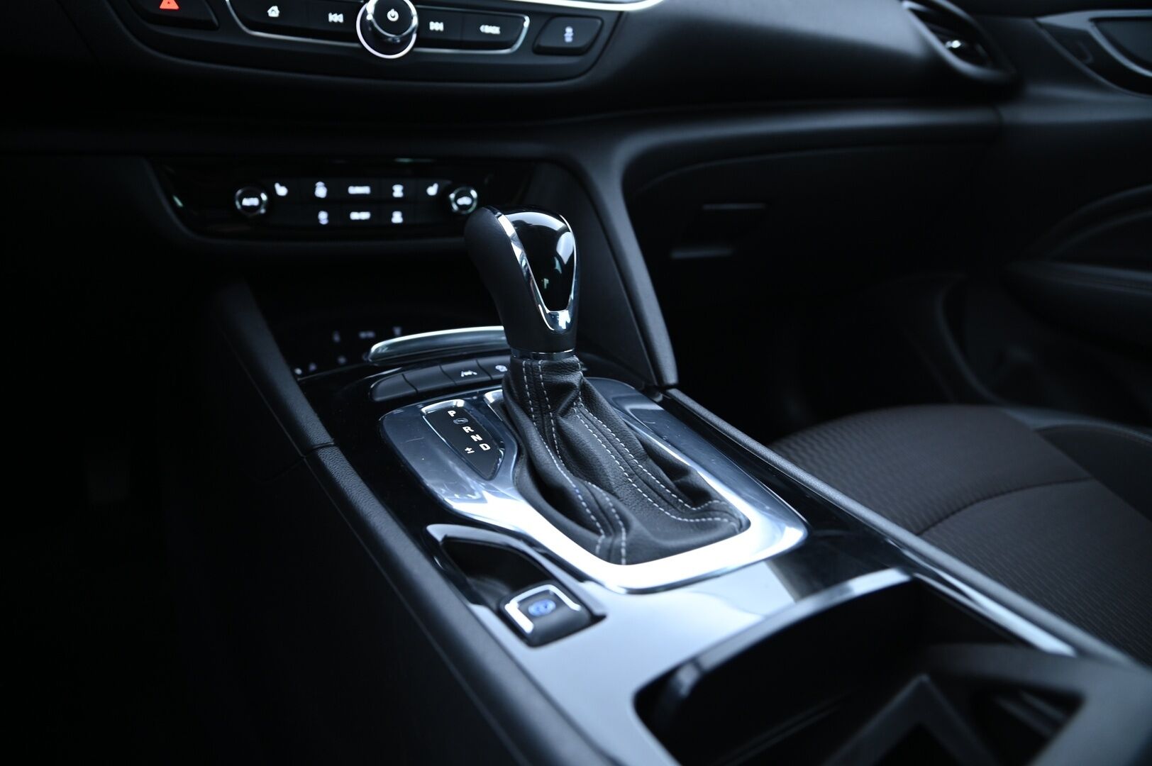 Opel Insignia 2018 Grand Sport Innovation 2,0 CDTI Start/Stop 125kW AT8 - Webasto / Vakkari / Keyless Go / P. tutkat / Navi