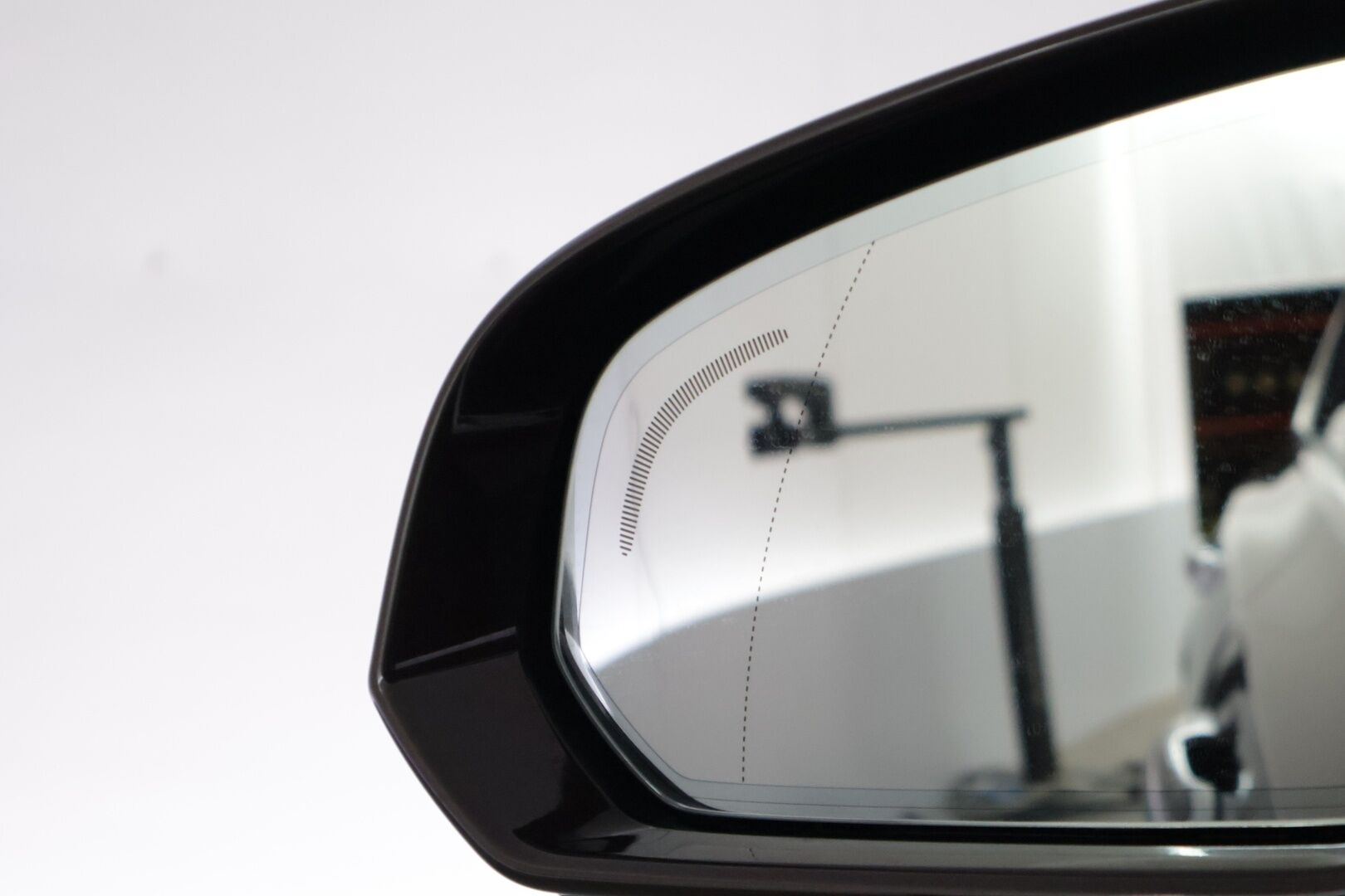 Volvo S90 2018 D4 AWD Business Inscription aut / Webasto / Pilot Assist / Lasikattoluukku / Sporttipenkki Muistilla / Koukku / Tutkat - *Merkkihuollettu / Huippuvarusteet / Nahkasisusta / 2x Volvon alumiinivanteet*