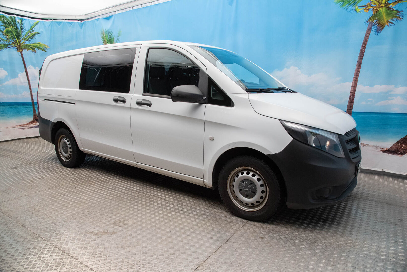 Mercedes-Benz Vito 2018 109 CDI Keskipitkä A2 - | ALV | Tehtaan Webasto | Vaneroitu tavaratila | Bluetooth | Suomi-Auto | Penkinlämmitys | Ilmastointi | - KORKO VAIN 3,99 %