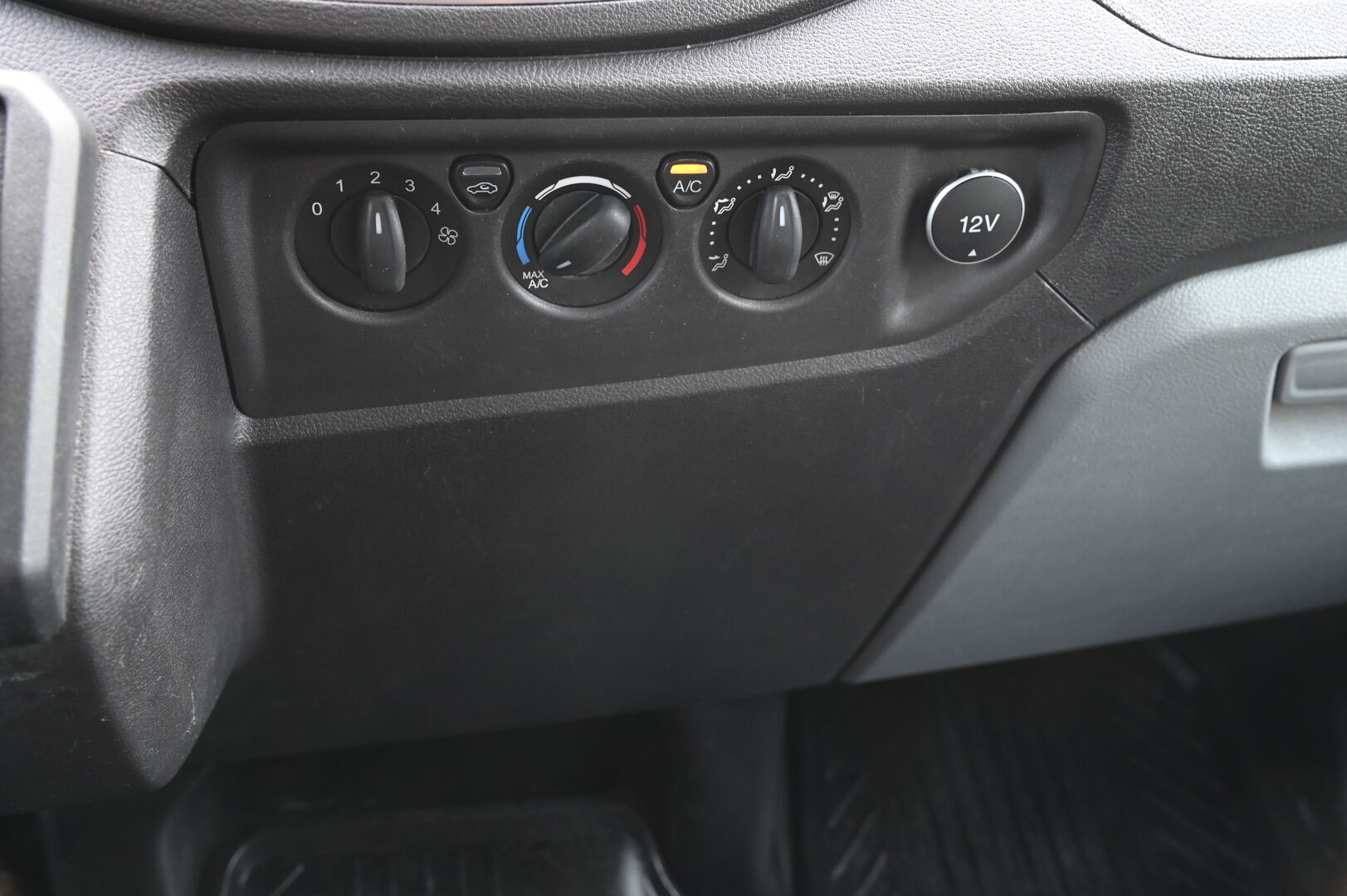 Ford Transit 2017 Van 350 2,0 TDCi 170 hv A6 Etuveto Trend L3H2 - | ALV-Vähennyskelpoinen | Webasto | P*kamera | Vakkari | Juuri huollettu |