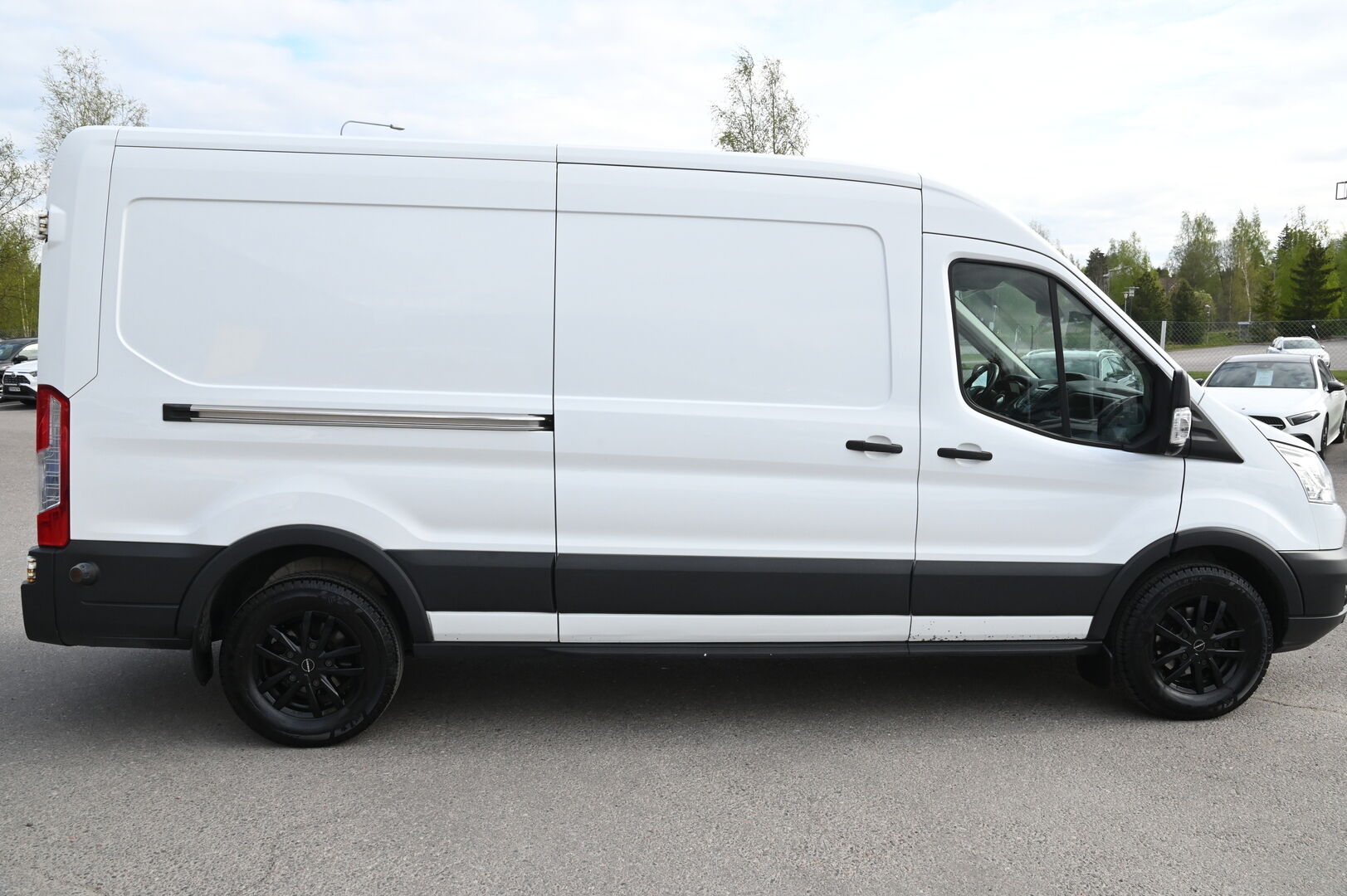 Ford Transit 2017 Van 350 2,0 TDCi 170 hv A6 Etuveto Trend L3H2 - | ALV-Vähennyskelpoinen | Webasto | P*kamera | Vakkari | Juuri huollettu |