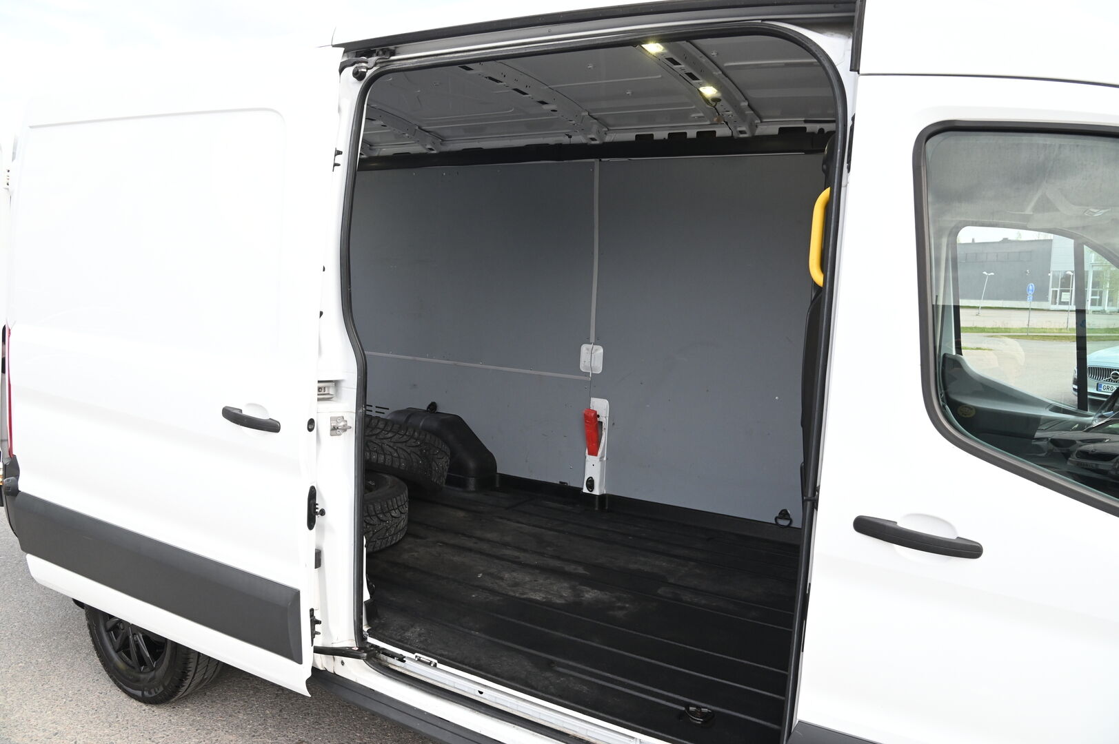 Ford Transit 2017 Van 350 2,0 TDCi 170 hv A6 Etuveto Trend L3H2 - | ALV-Vähennyskelpoinen | Webasto | P*kamera | Vakkari | Juuri huollettu |