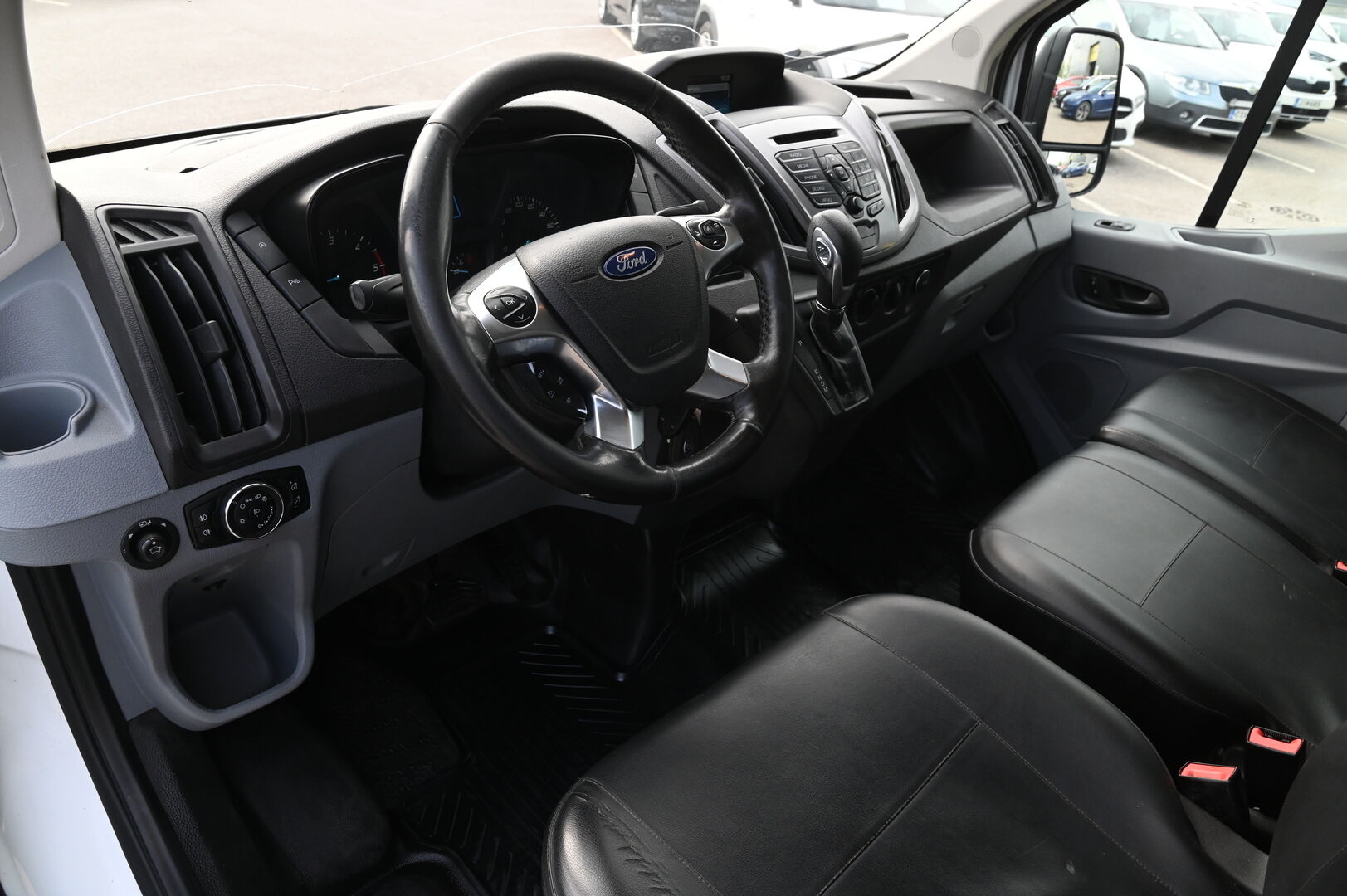 Ford Transit 2017 Van 350 2,0 TDCi 170 hv A6 Etuveto Trend L3H2 - | ALV-Vähennyskelpoinen | Webasto | P*kamera | Vakkari | Juuri huollettu |