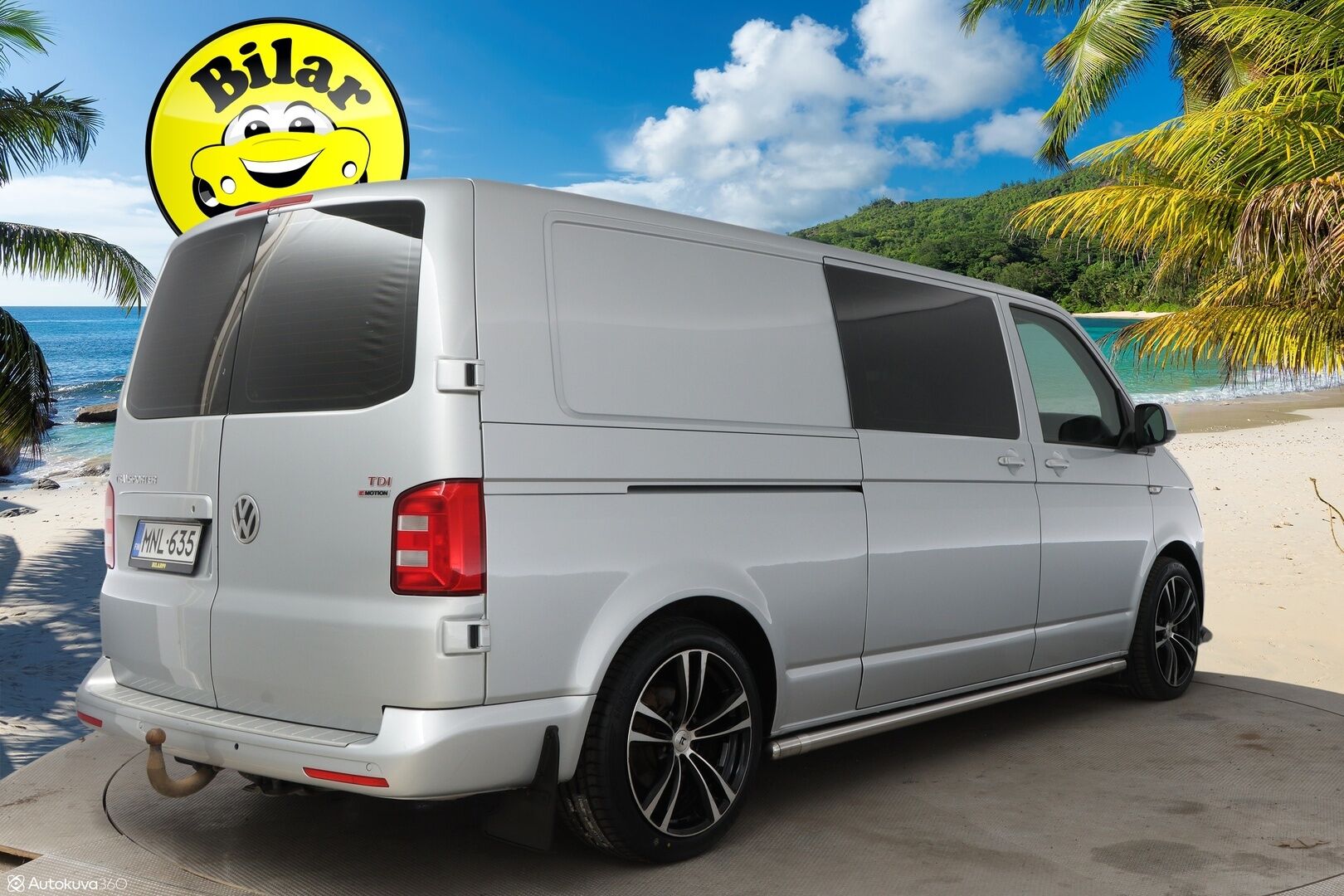 Volkswagen Transporter 2018 umpipakettiauto Pitkä 2,0 TDI 150kW 4Motion DSG (4M18) * ALV / Webasto / Peruutuskamera / Vetokoukku / LED * - 3,99 % KORKOTARJOUS TÄHÄN AUTOON - Ohjaamosta säädettävä ilma-alusta, toista ei tule vastaan!