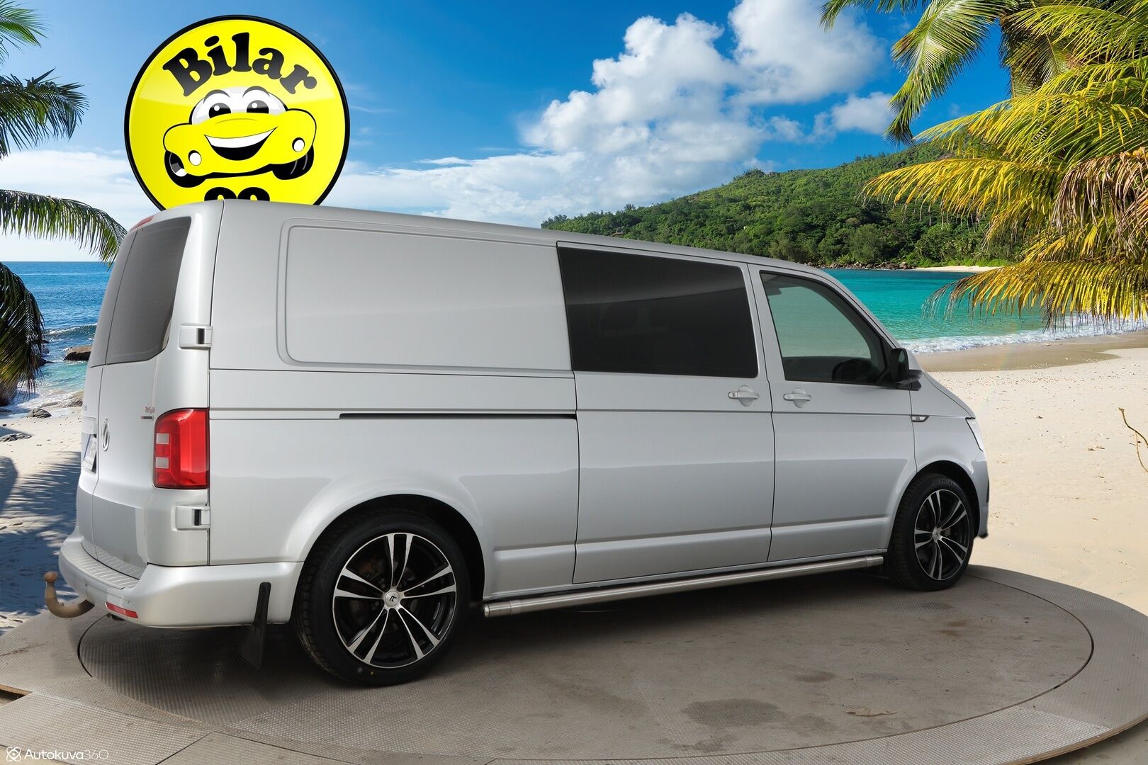 Volkswagen Transporter 2018 umpipakettiauto Pitkä 2,0 TDI 150kW 4Motion DSG (4M18) * ALV / Webasto / Peruutuskamera / Vetokoukku / LED * - 3,99 % KORKOTARJOUS TÄHÄN AUTOON - Ohjaamosta säädettävä ilma-alusta, toista ei tule vastaan!
