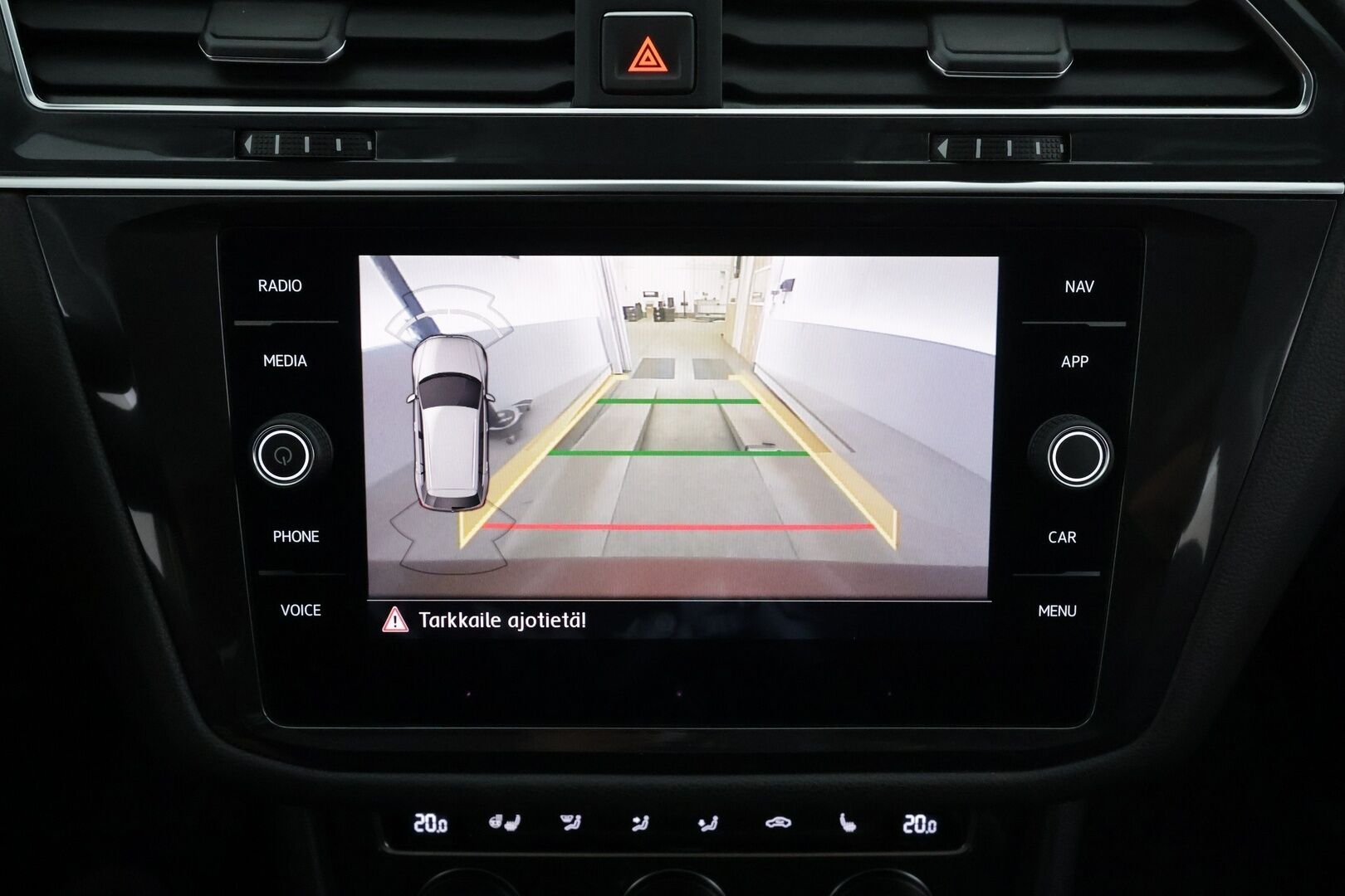 Volkswagen Tiguan Allspace 2019 Comfortline 2,0 TDI SCR 110 kW 4MOTION DSG  * ACC / P.kamera / Adapt.LED / Navi / Webasto / Koukku * - 1.Om Suomi-auto / Kahdet renkaat aluvanteilla