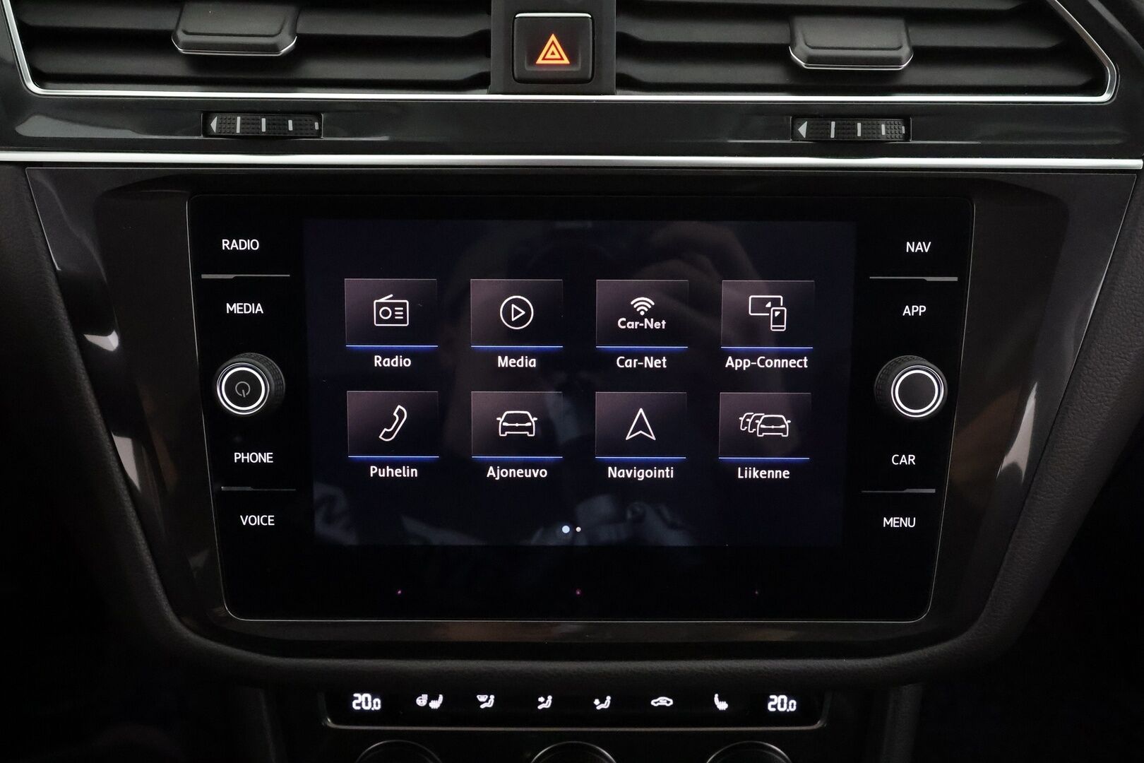 Volkswagen Tiguan Allspace 2019 Comfortline 2,0 TDI SCR 110 kW 4MOTION DSG  * ACC / P.kamera / Adapt.LED / Navi / Webasto / Koukku * - 1.Om Suomi-auto / Kahdet renkaat aluvanteilla