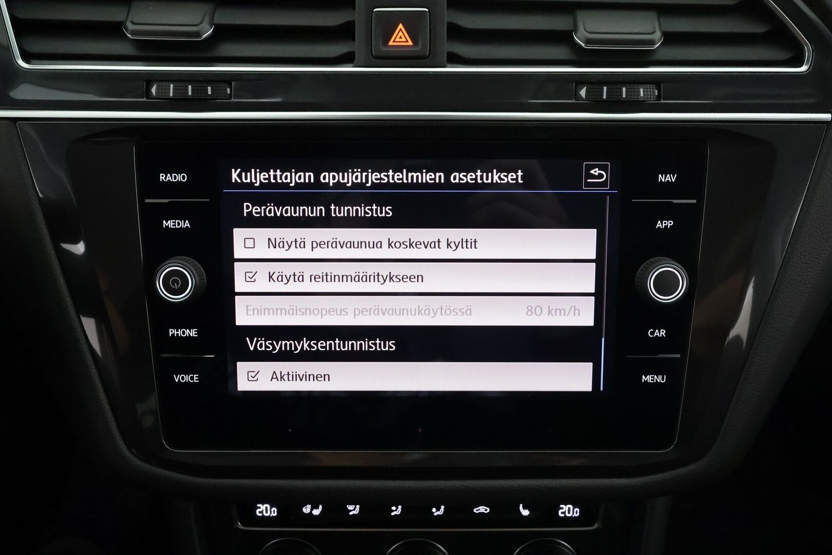 Volkswagen Tiguan Allspace 2019 Comfortline 2,0 TDI SCR 110 kW 4MOTION DSG  * ACC / P.kamera / Adapt.LED / Navi / Webasto / Koukku * - 1.Om Suomi-auto / Kahdet renkaat aluvanteilla