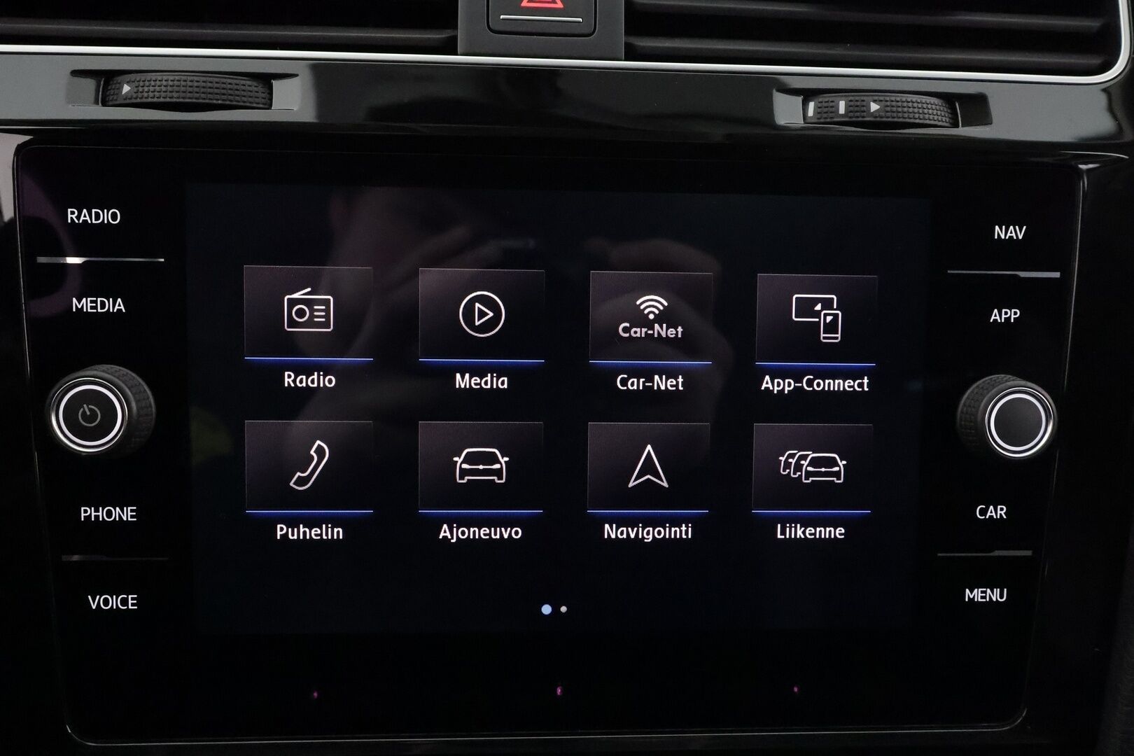 Volkswagen Golf 2018 Variant Highline 1,6 TDI 85 kW (115 hv) DSG * ACC / Webasto / LED / P.Kamera / Apple&Android / Keyless * - Suomi-auto / Kahdet Renkaat