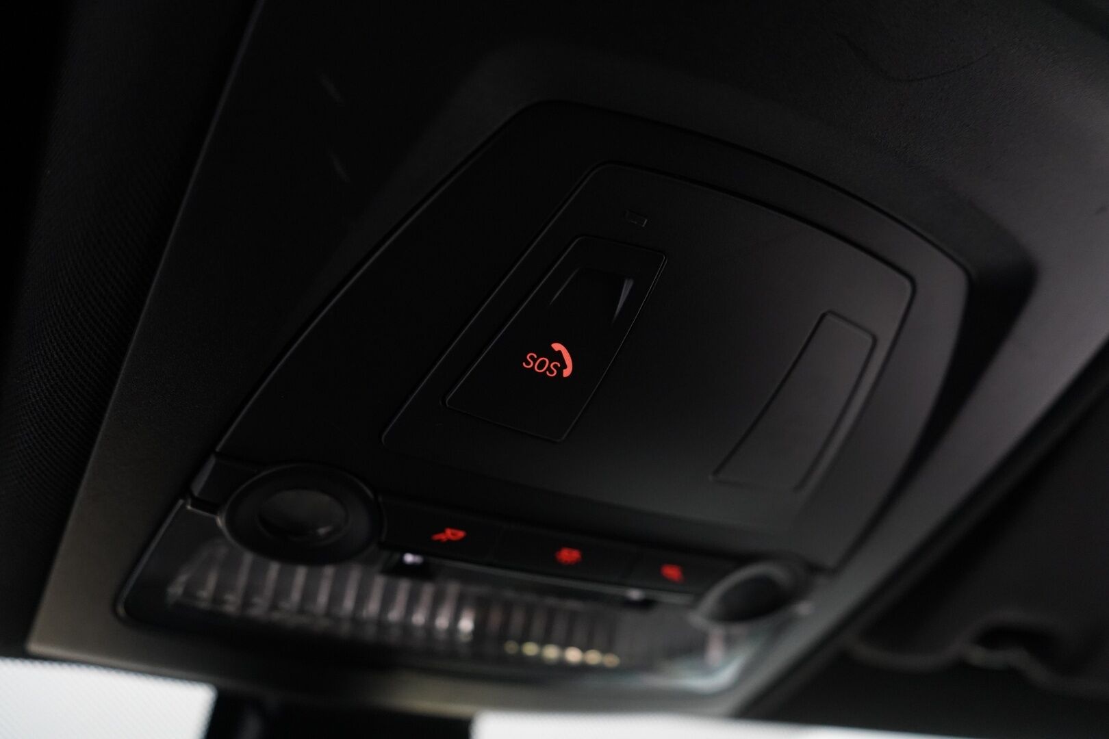 BMW X3 2015 F25 xDrive30d M Sport Business A *Webasto / S. Koukku / Sporttipenkit / S. Luukku / Tutkat* - KATSO KAMPANJAHINTA! / Myydään juuri huollettuna / Kahdet OEM vanteet / M Sport ulko- ja sisäpaketti - HULLUT BLACKWEEK JATKOT - KORKOTARJOUS 2,49%