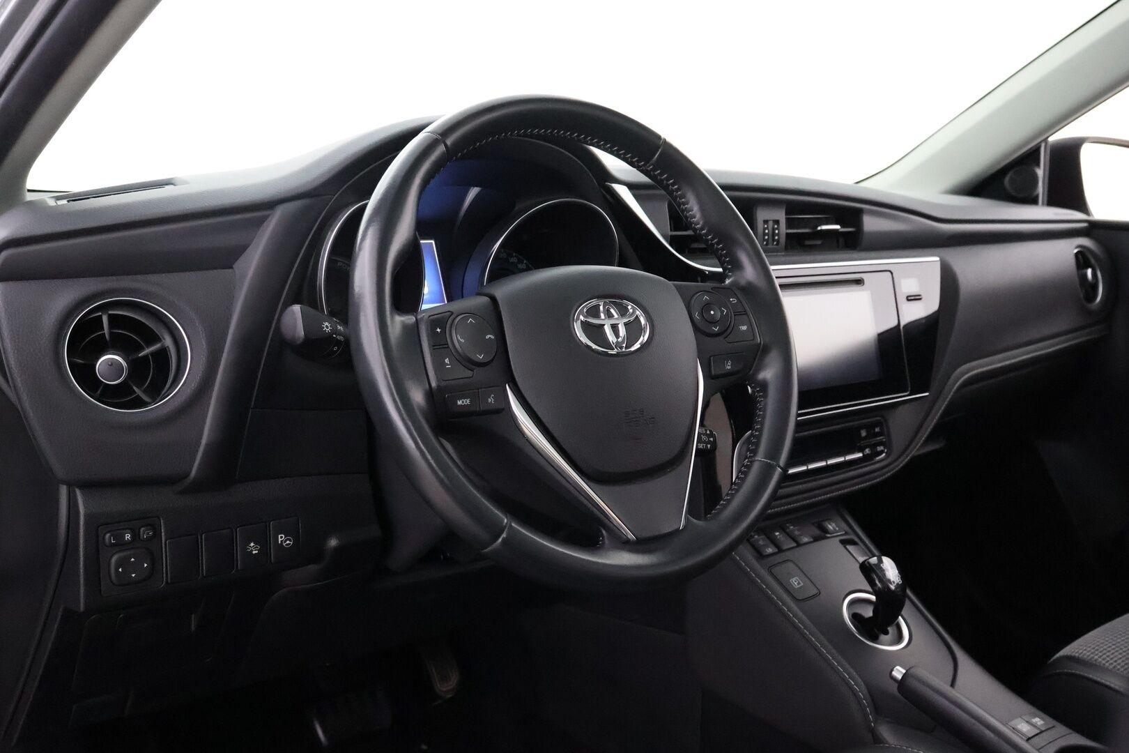 Toyota Auris 2018 1,8 Hybrid Premium Business - Suomiauto / Webasto / Lasikatto / P.Kamera / Vakkari / Keyless / Navi / Juuri tullut!