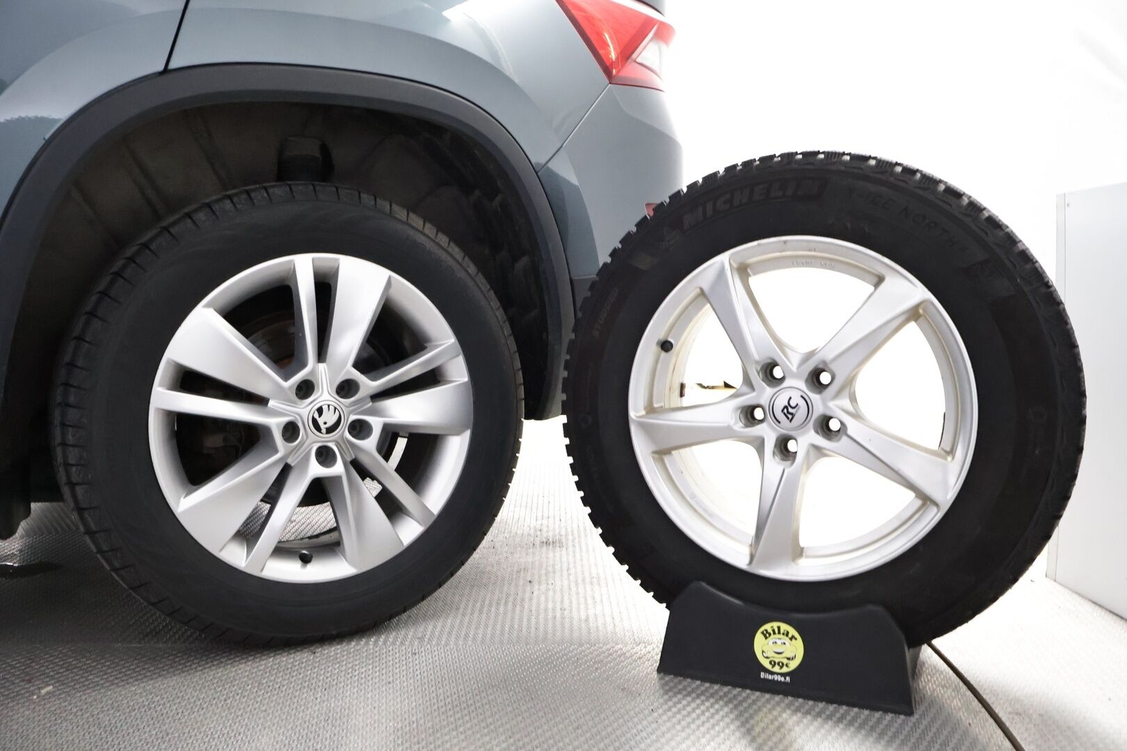 Skoda Kodiaq 2018 2,0 TDI 150 Style DSG Autom. - Webasto | Canton | Adapt.vakkari | Nahka-Alcantarat muistilla | Lämm.tuulilasi | Ratinlämmitin | Keyless | Sähköluukku | Juuri saapunut!