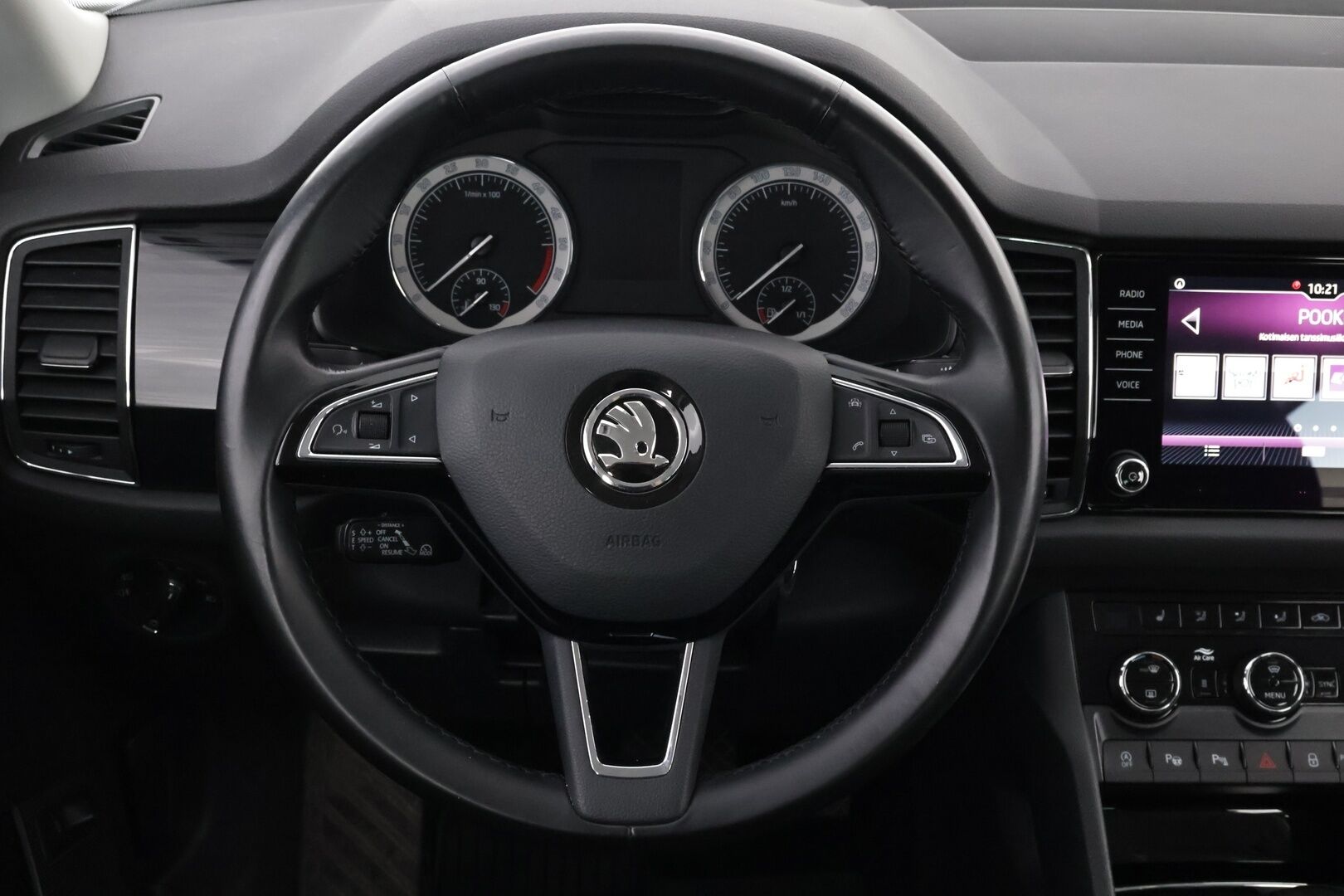 Skoda Kodiaq 2018 2,0 TDI 150 Style DSG Autom. - Webasto | Canton | Adapt.vakkari | Nahka-Alcantarat muistilla | Lämm.tuulilasi | Ratinlämmitin | Keyless | Sähköluukku | Juuri saapunut!