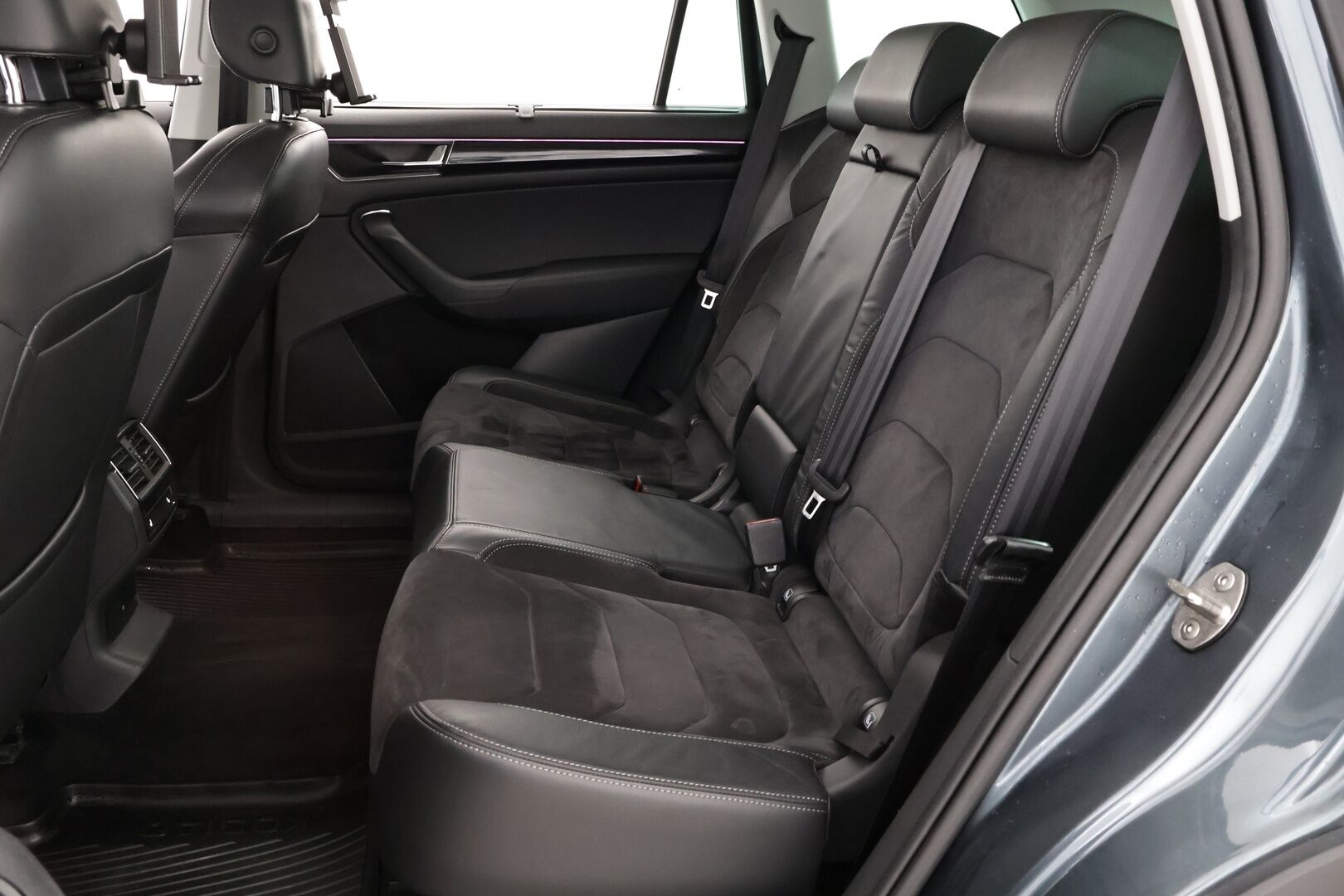 Skoda Kodiaq 2018 2,0 TDI 150 Style DSG Autom. - Webasto | Canton | Adapt.vakkari | Nahka-Alcantarat muistilla | Lämm.tuulilasi | Ratinlämmitin | Keyless | Sähköluukku | Juuri saapunut!