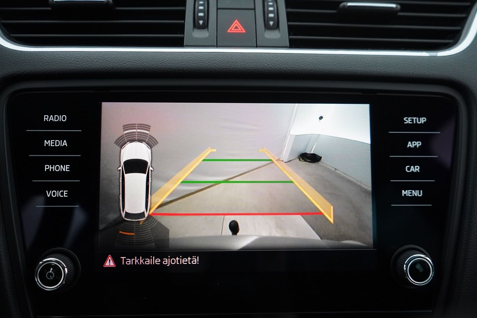 Skoda Octavia 2018 2.0 TDI Combi 184 4x4 RS DSG Aut *Webasto + kauko / ACC / Koukku / Kamera / Keyless / Blis / Sähkökontti / Tutkat* - Suomi-auto / Kahdet renkaat alumiinivantein / Juuri huollettu / Jakopää 2024 / Seuraava katsastus vasta 5/27
