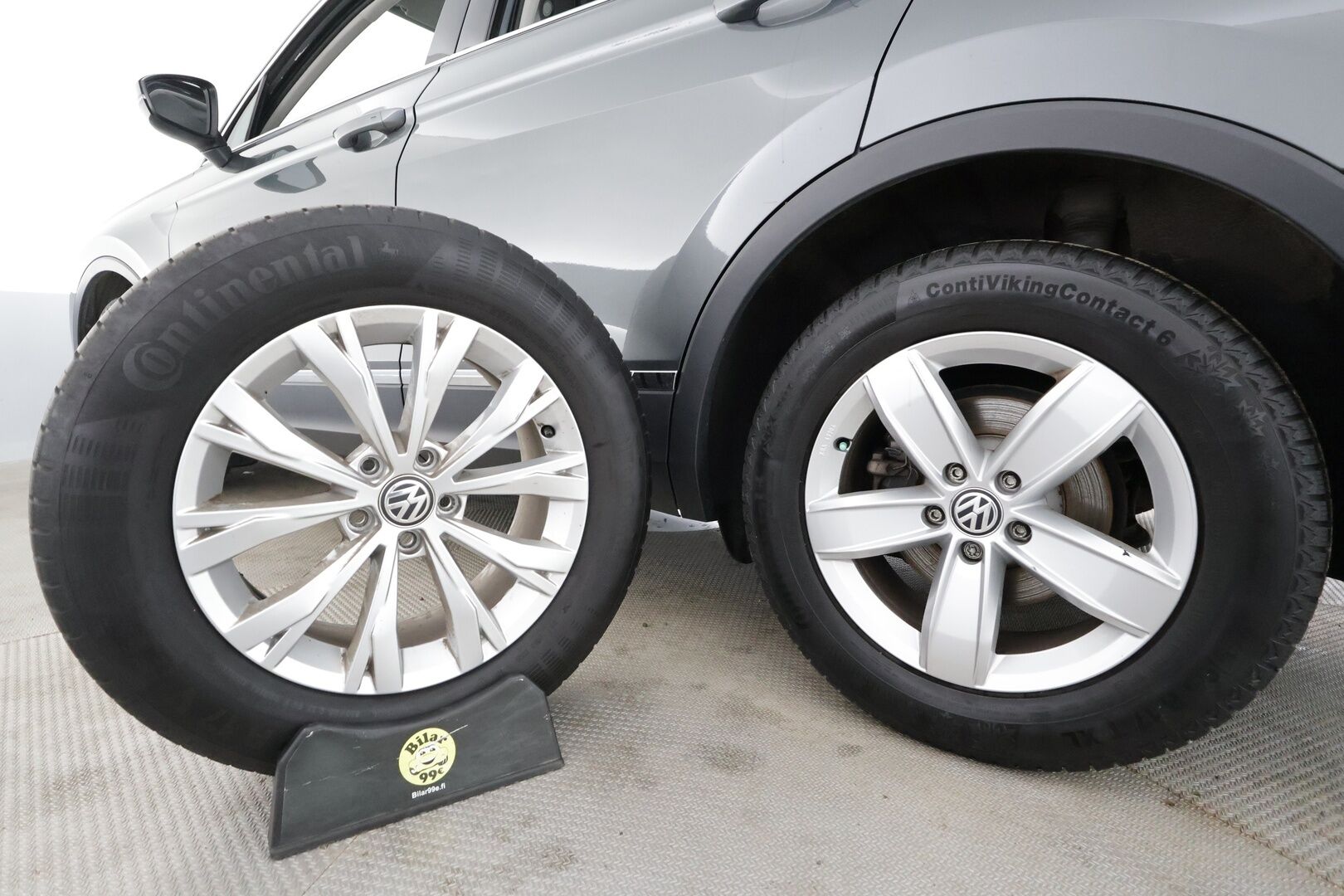 Volkswagen Tiguan 2018 Comfortline 1,4 TSI 92 kW (125 hv) Football Edition * ACC / Webasto / LED / P.tutkat / Keyless / Apple&Android * - Merkkihuollettu / Suomi-auto / Kahdet Renkaat