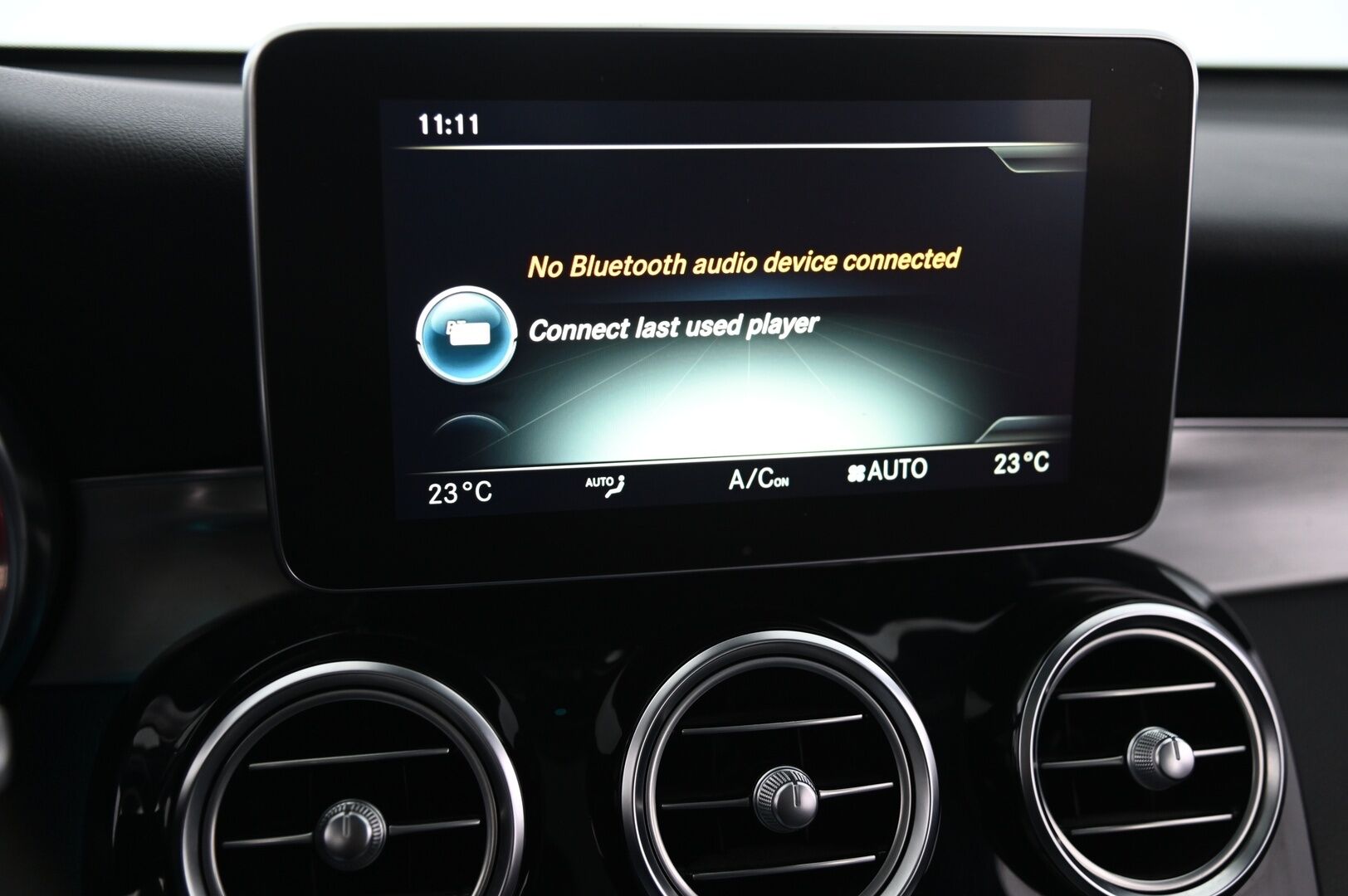 Mercedes-Benz GLC 2018 350 e 4Matic A Premium Business AMG * Panorama / P.kamera / IHC+ / Vetokoukku / Navi / Sporttipenkit * - AMG paketilla / kaksilla aluvanteilla!