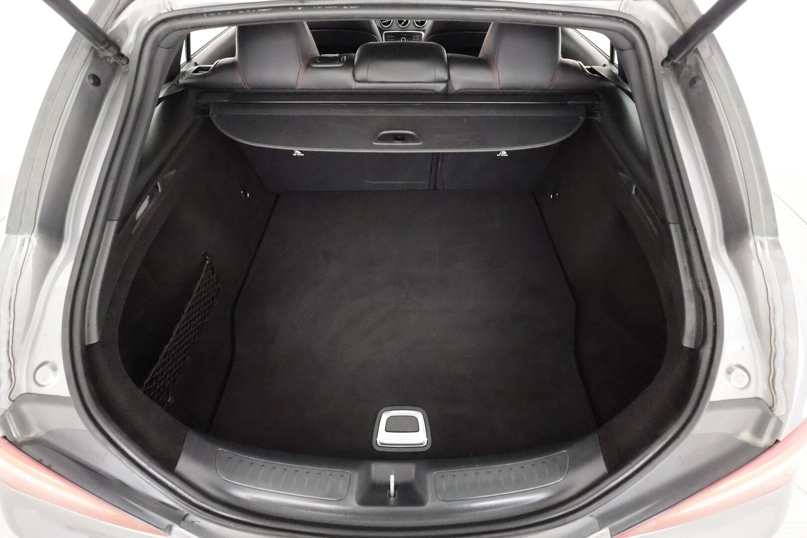 Mercedes-Benz CLA 2018 180 A Shooting Brake Business AMG - | Facelift | LED | Vakkari | P.kamera | Sporttipenkit | Puolinahat | Bluetooth | Sähk. takaluukku | Act. Brake Assist | Dynamic Select | 2x renkaat | 