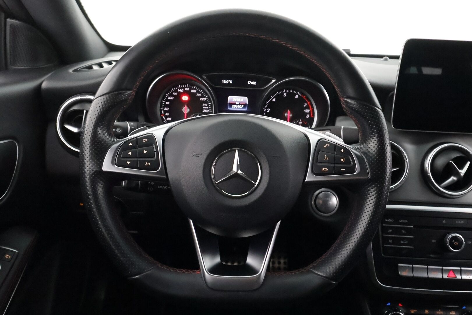 Mercedes-Benz CLA 2018 180 A Shooting Brake Business AMG - | Facelift | LED | Vakkari | P.kamera | Sporttipenkit | Puolinahat | Bluetooth | Sähk. takaluukku | Act. Brake Assist | Dynamic Select | 2x renkaat | 