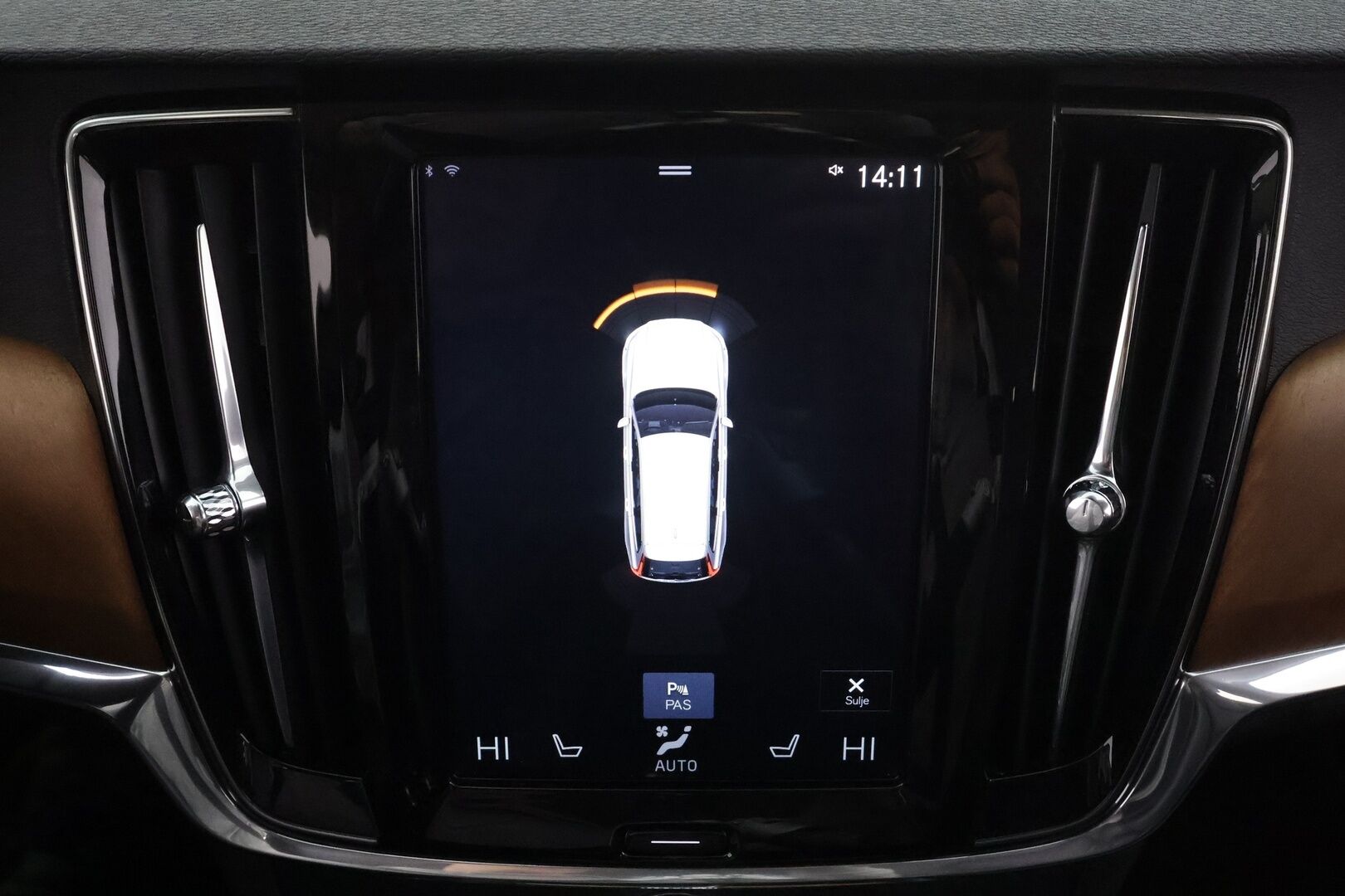 Volvo V90 2018 D3 AWD Business Inscription aut * ACC / P.tutkat / LED / Webasto / Koukku / Muistipenkki / Koukku / KeylessGo * - Suomi-auto / Kahdet renkaat aluvanteilla