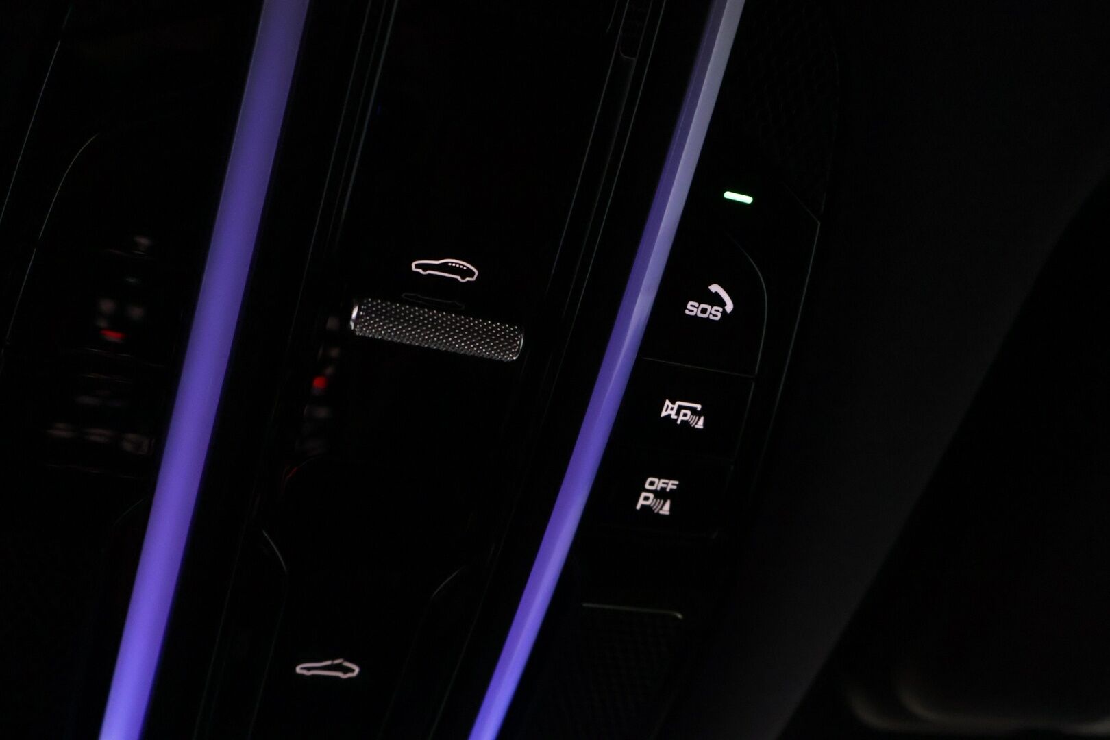 Porsche Cayenne 2019 E-Hybrid *ACC / Panorama / Bose / Ilma-alusta / 360-kamera / Navi / S.koukku / Muistipenkit / Vaaleat nahat!* - Merkkihuollettu! / 2xOEM vanteet / Upea väri! / Soh 88%