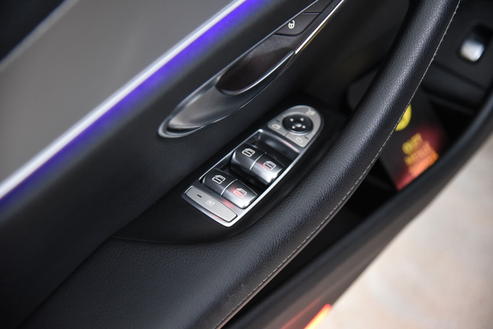 Mercedes-Benz E 2018 200 d A Edition One Business / Suomi-Auto / Adapt.Vak / Lisälämmitin / P-kamera / LED / App-Connect - Mainio Huoltohistoria & Ensiluokkaisesti Ikääntynyt !
