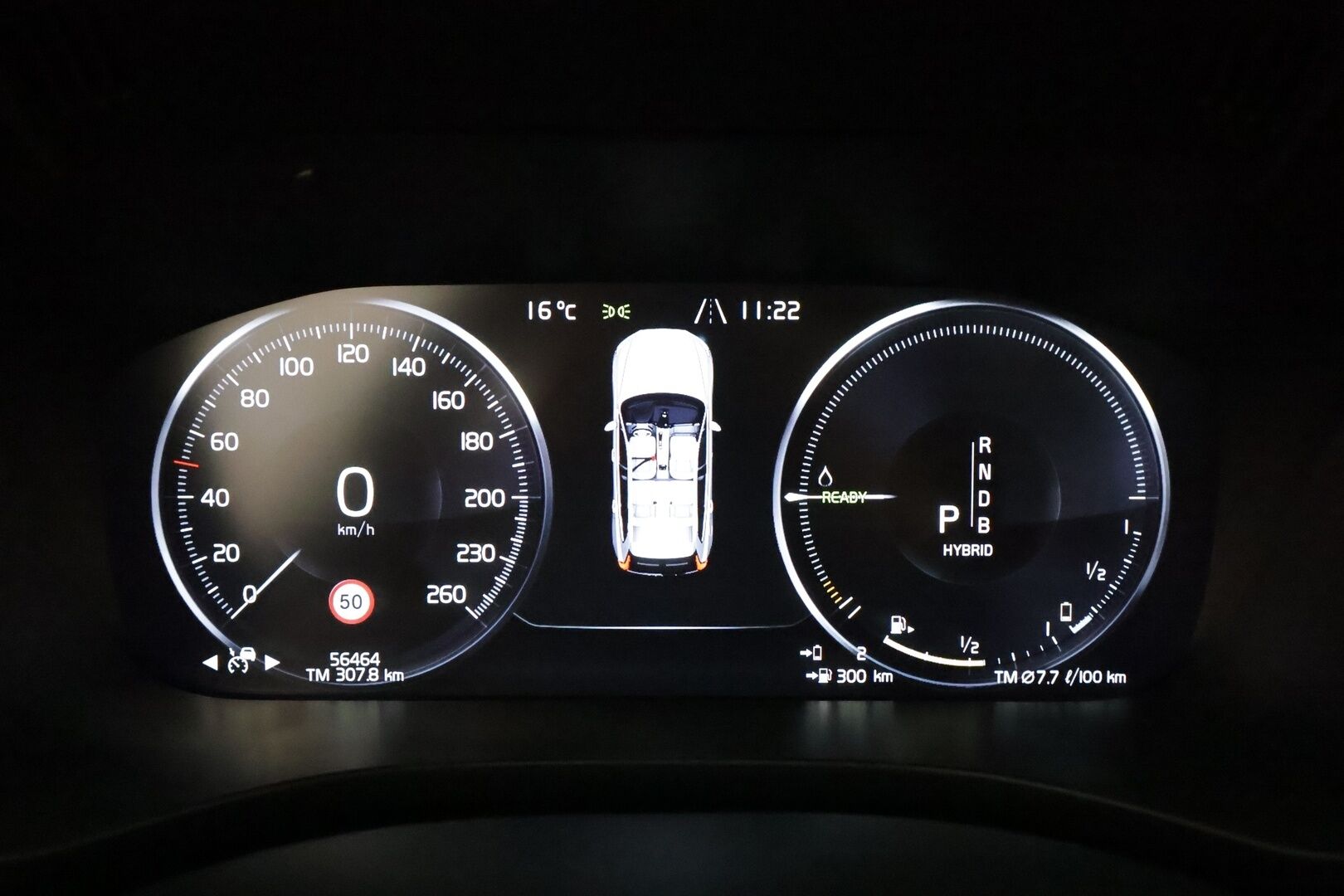 Volvo XC60 2018 T8 AWD Inscription aut **ACC / Ilma-alusta / Full LED / Webasto / Panorama / Muistipenkki / Navi / KeylessGo / Mustat nahat** - 3,99 % KORKOTARJOUS TÄHÄN AUTOON 31.8. ASTI! - 360.Kamera / BLIS / Suomi-auto / Merkkihuollettu