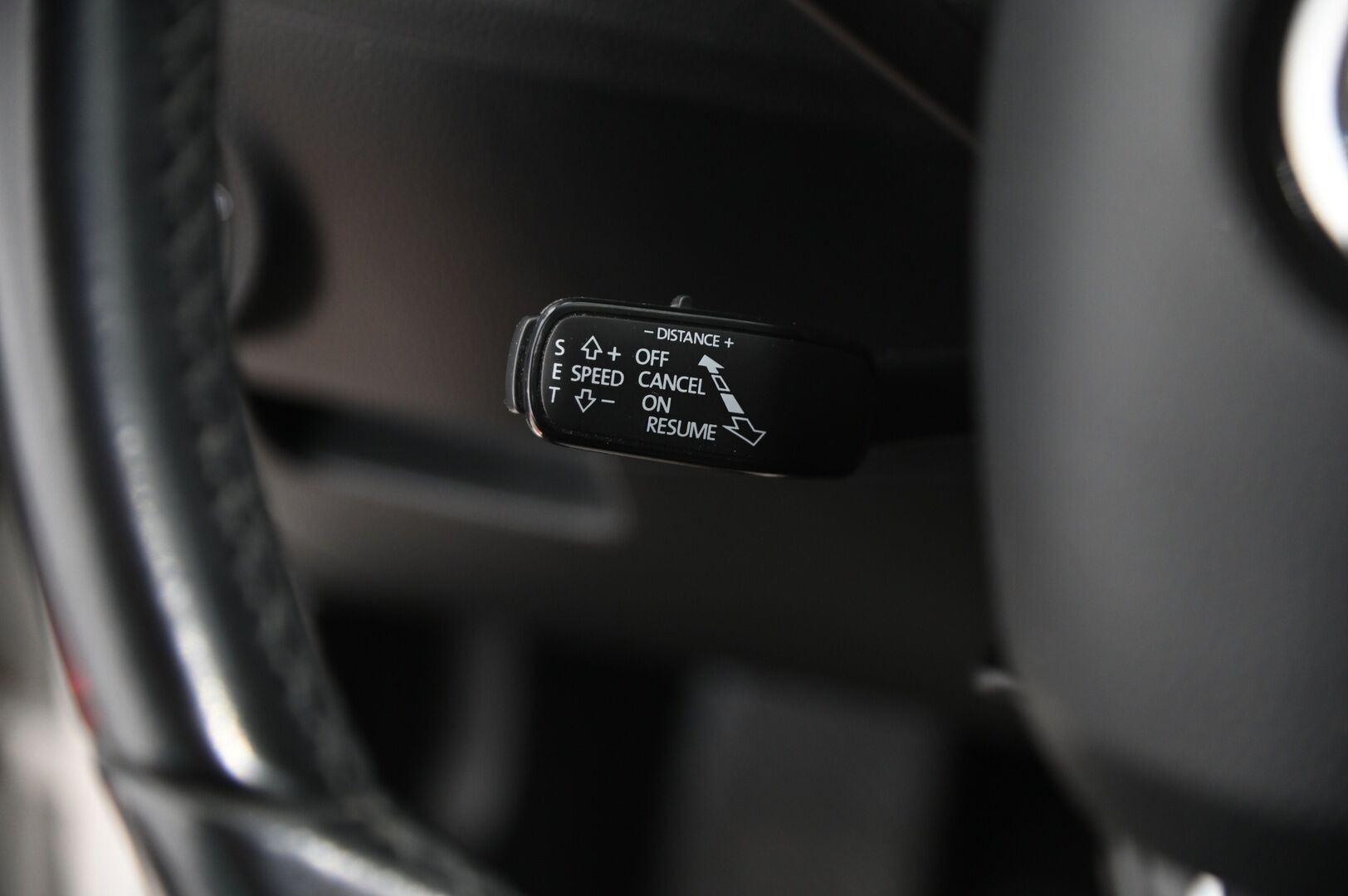 Skoda Superb 2017 Combi 2,0 TDI 190 4x4 L&K DSG Autom - ACC | Webasto | Canton | Muistipenkki | P.kamera | Taittuva koukku | Ambient