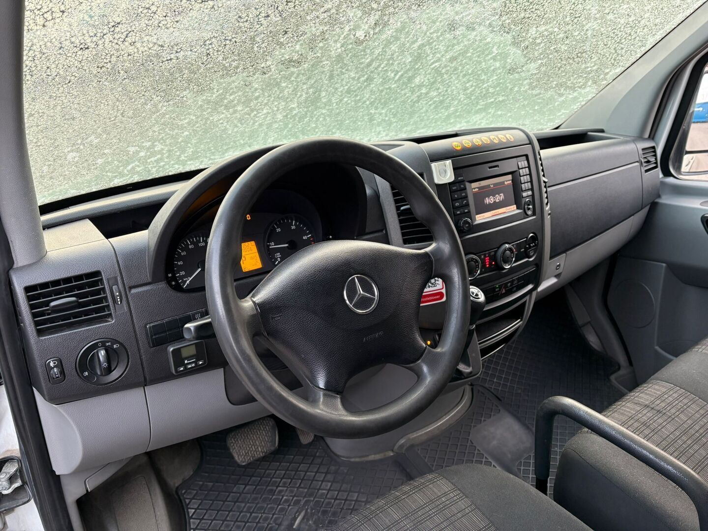 Mercedes-Benz Sprinter 2018 311CDI-3,5/43K pitkä A3 A * Webasto / P-Kamera / Bluetooth * - 2 om. Suomi-Auto / 2x Renkaat / ALV 