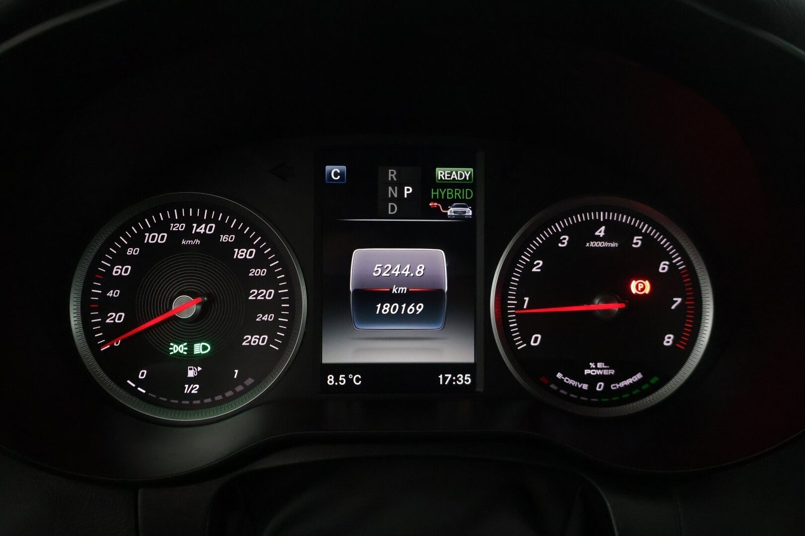 Mercedes-Benz C 2016 C 350 e Farmari (AC) 5ov 1991cm3 A * YritysOutlet - Myydään vain yrityksille * - * YritysOutlet - Myydään vain yrityksille *