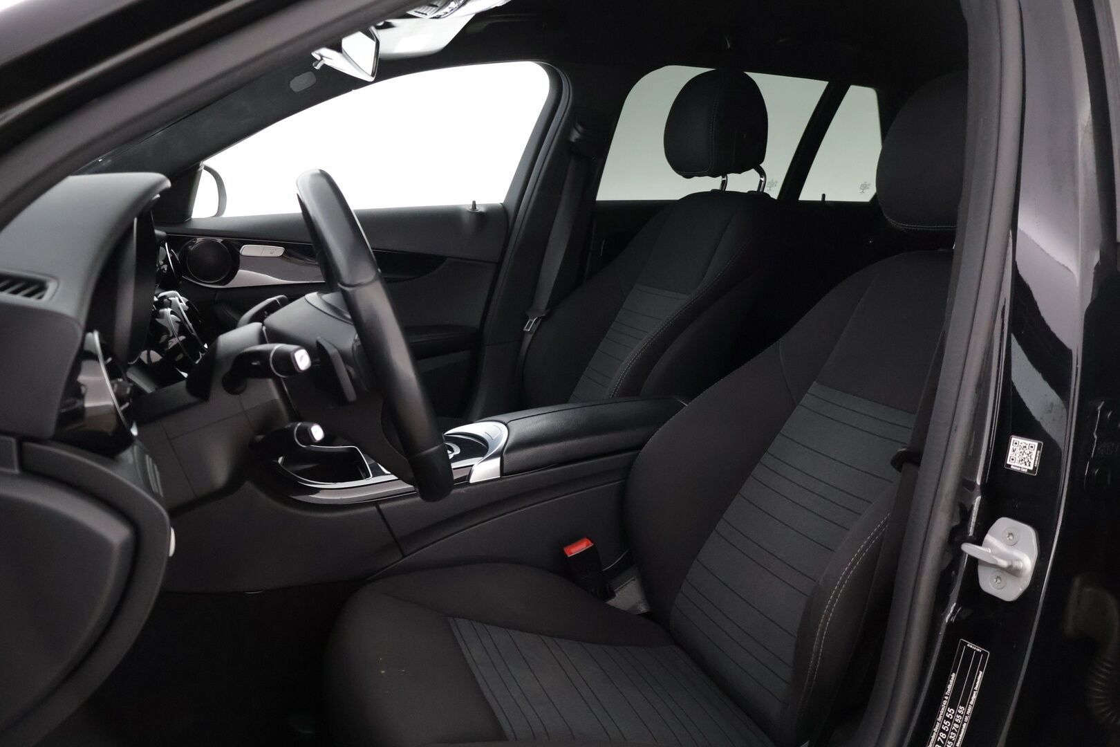 Mercedes-Benz C 2016 C 350 e Farmari (AC) 5ov 1991cm3 A * YritysOutlet - Myydään vain yrityksille * - * YritysOutlet - Myydään vain yrityksille *