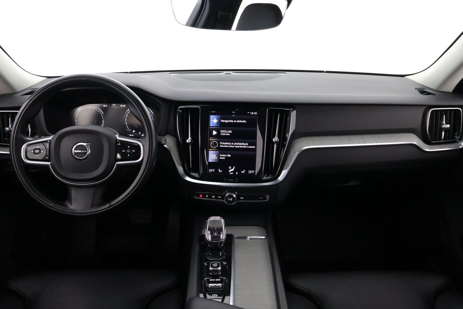 Volvo V60 2021 B3 MHEV Business Inscription aut * Suomiauto / Webasto / Adapt.Vakkari / Nahkasisusta / Peruutuskamera / Vetokoukku - Supervarusteet / Jakopää juuri tehty / Juuri tullut Tampereelle! - HULLUT BLACKWEEK JATKOT - KORKOTARJOUS 2,49%