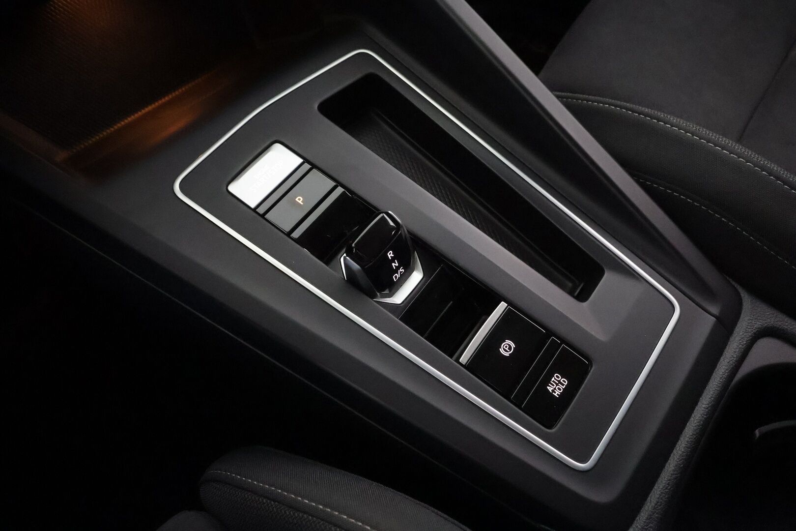 Volkswagen Golf 2021 Variant Style 2,0 TDI SCR 110 kW DSG * ACC / Webasto / IQ-Light / Muistipenkki / P.Kamera / Apple&Android * - Suomi-auto / Kahdet Renkaat